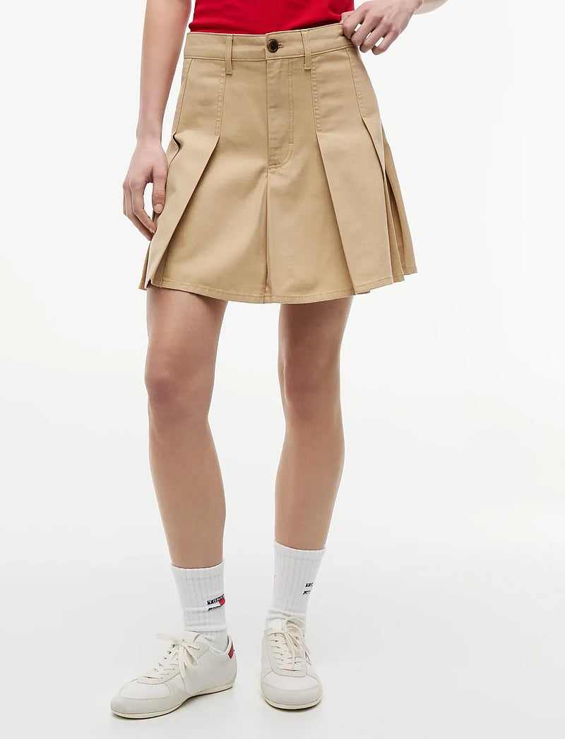Tommy Jeans - TJW GMD PLEATED MINI SKIRT - plisserede nederdele - gentle gold - 0