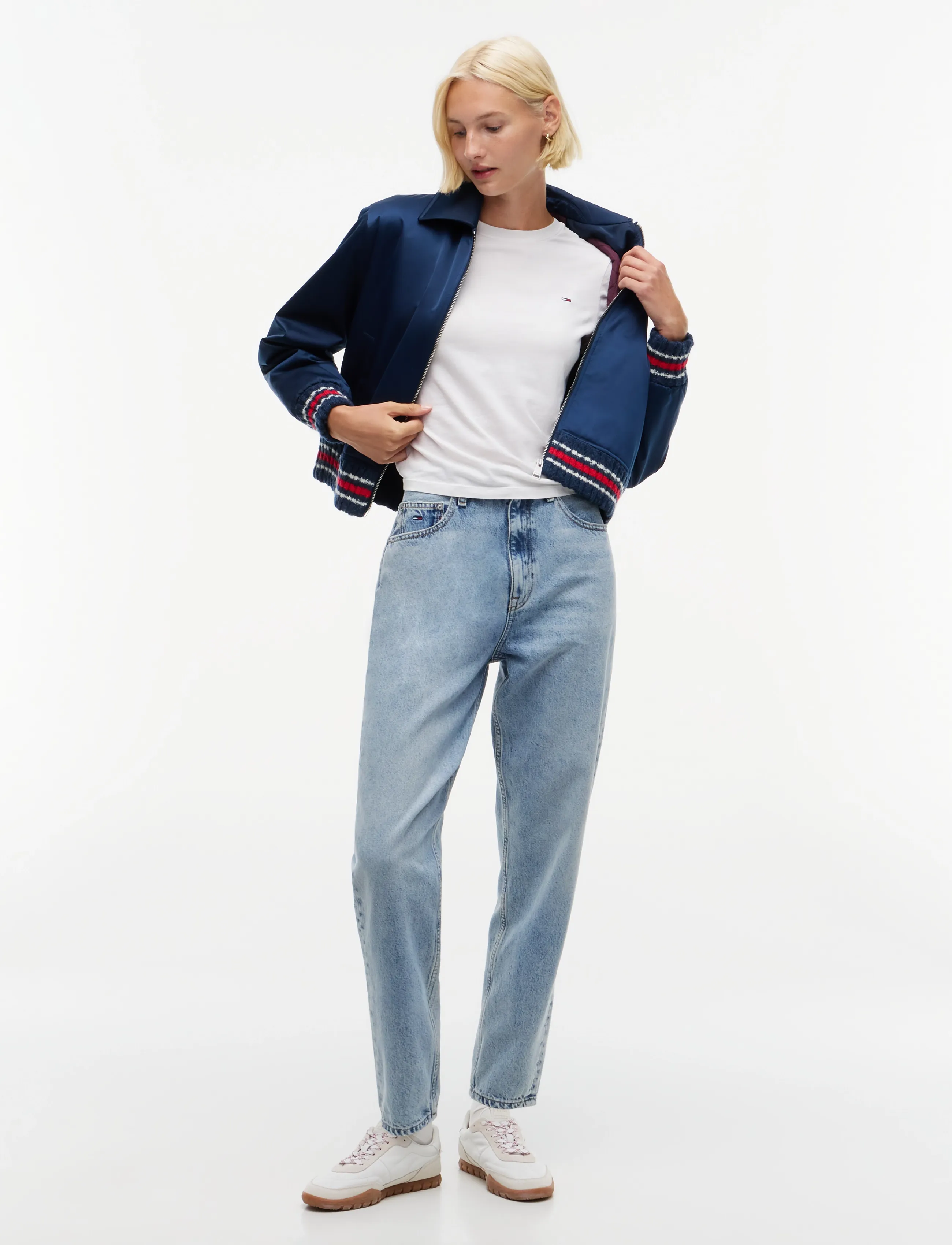 Tommy Jeans - 90S MOM HIGH TAPERED DJ5014 - regular jeans - denim light - 4