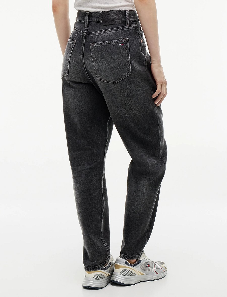 Tommy Jeans - 90S MOM HIGH TAPERED DJ6084 - regular jeans - denim black - 3