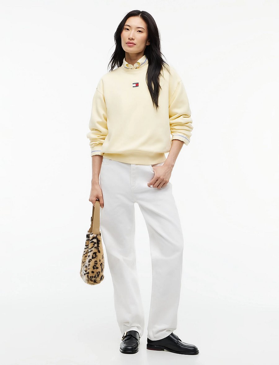 Tommy Jeans - TJW BADGE CREW EXT - hverdags stil - day lily - 4