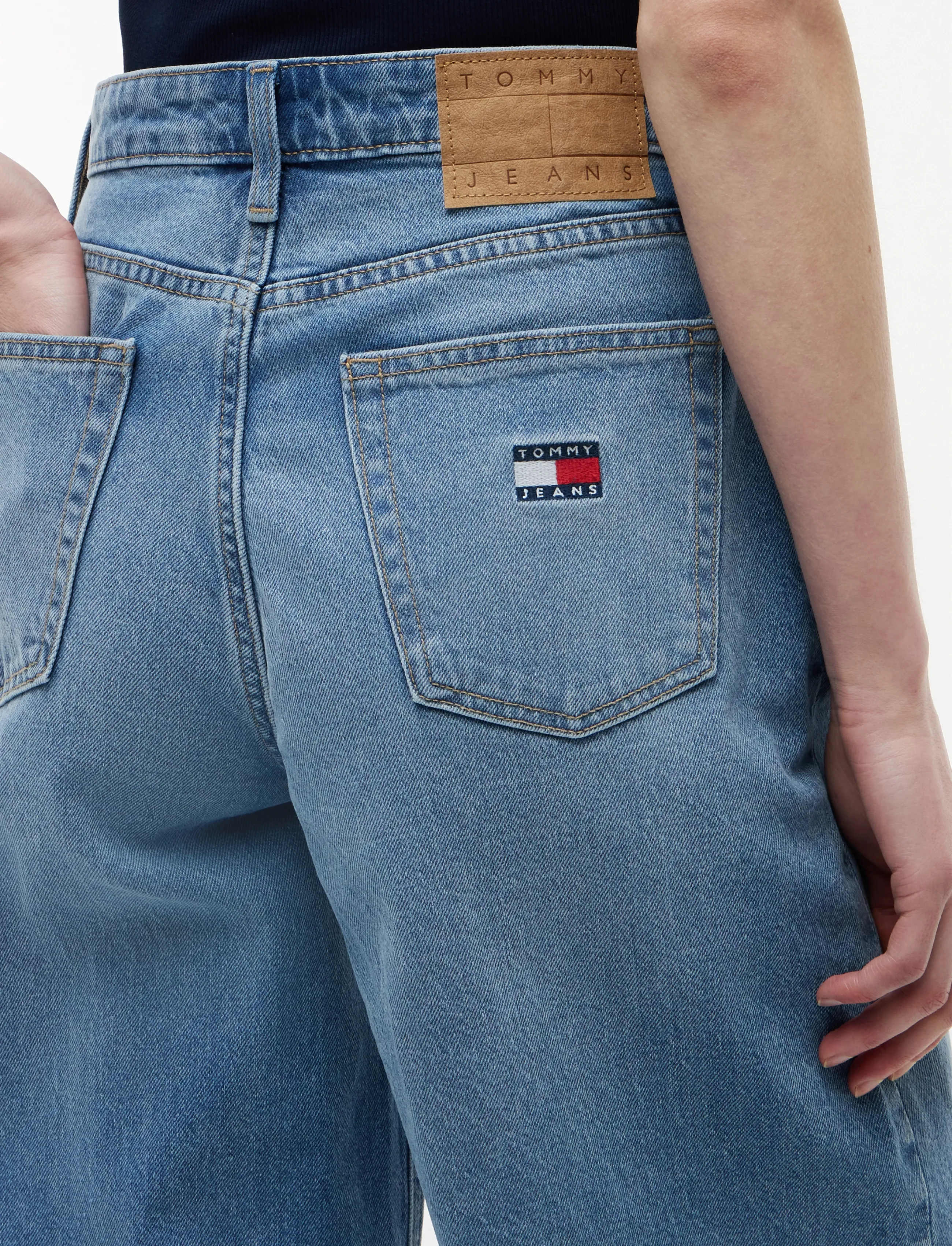 Tommy Jeans - CLAIRE HIGH RISE WIDE BJA138 - denim light - 4