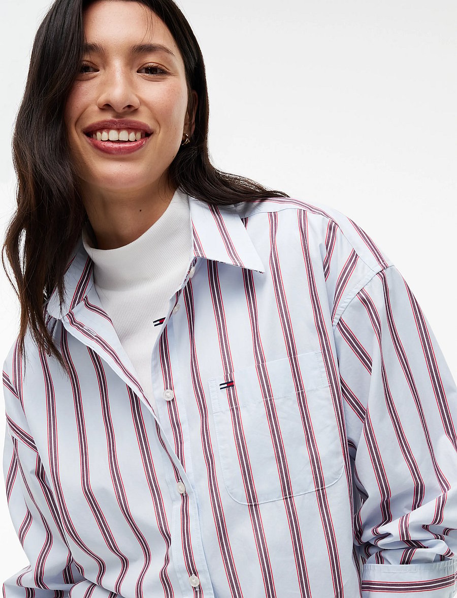 Tommy Jeans - TJW OVS ESSENTIAL SHIRT EXT - pikkade varrukatega särgid - sheer blue stripe - 3