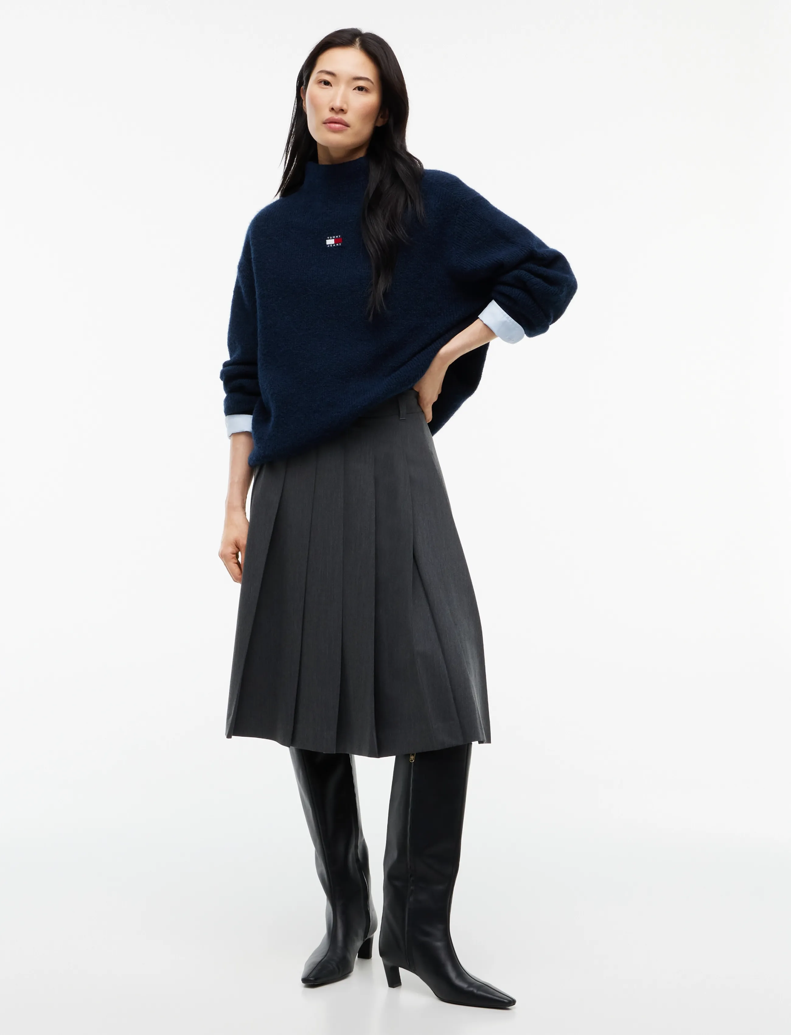 Tommy Jeans - TJW MOCKNECK BADGE SWEATER EXT - stickade tröjor - dark blue - 4