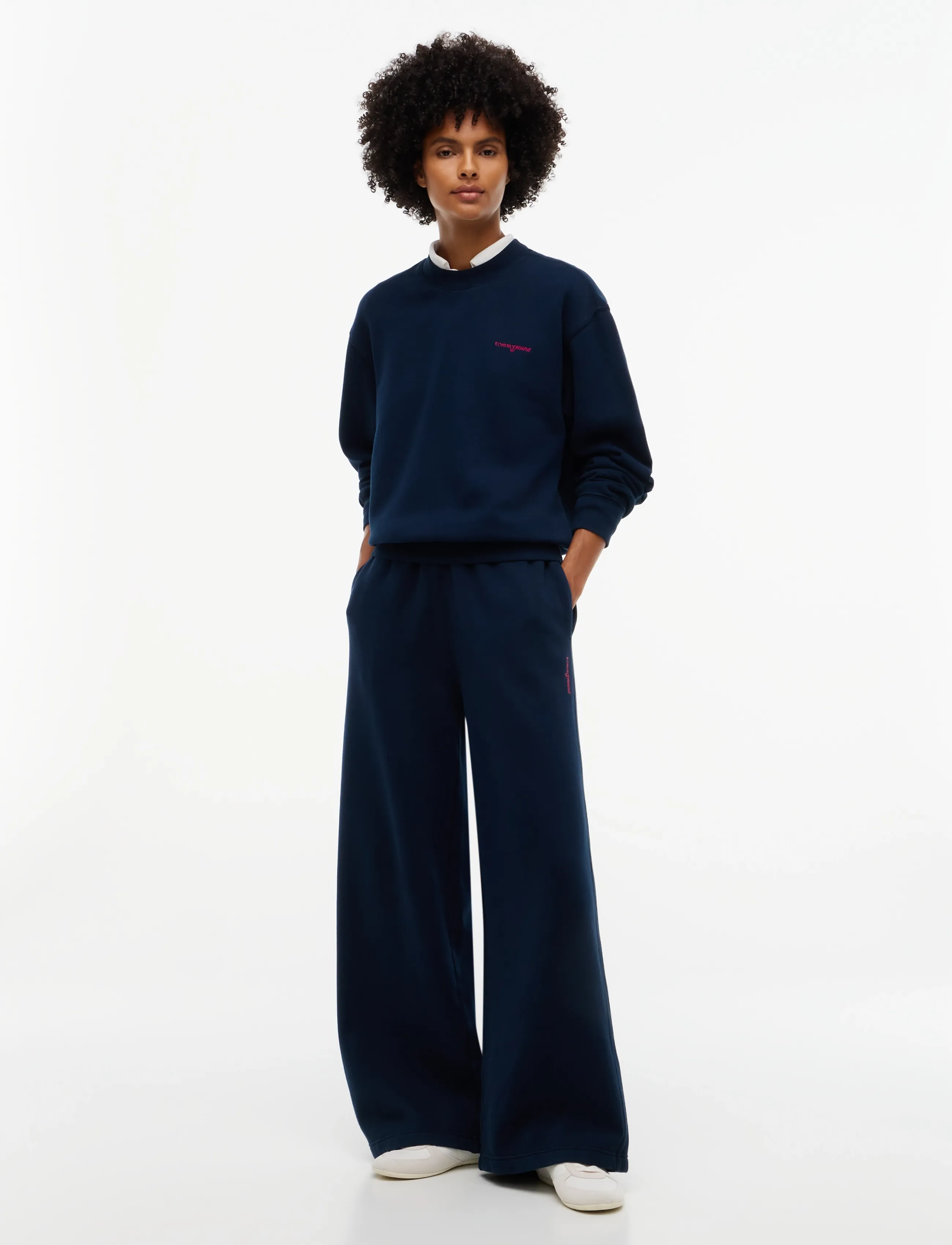 Tjw Wide Leg Script Sweatpants 3