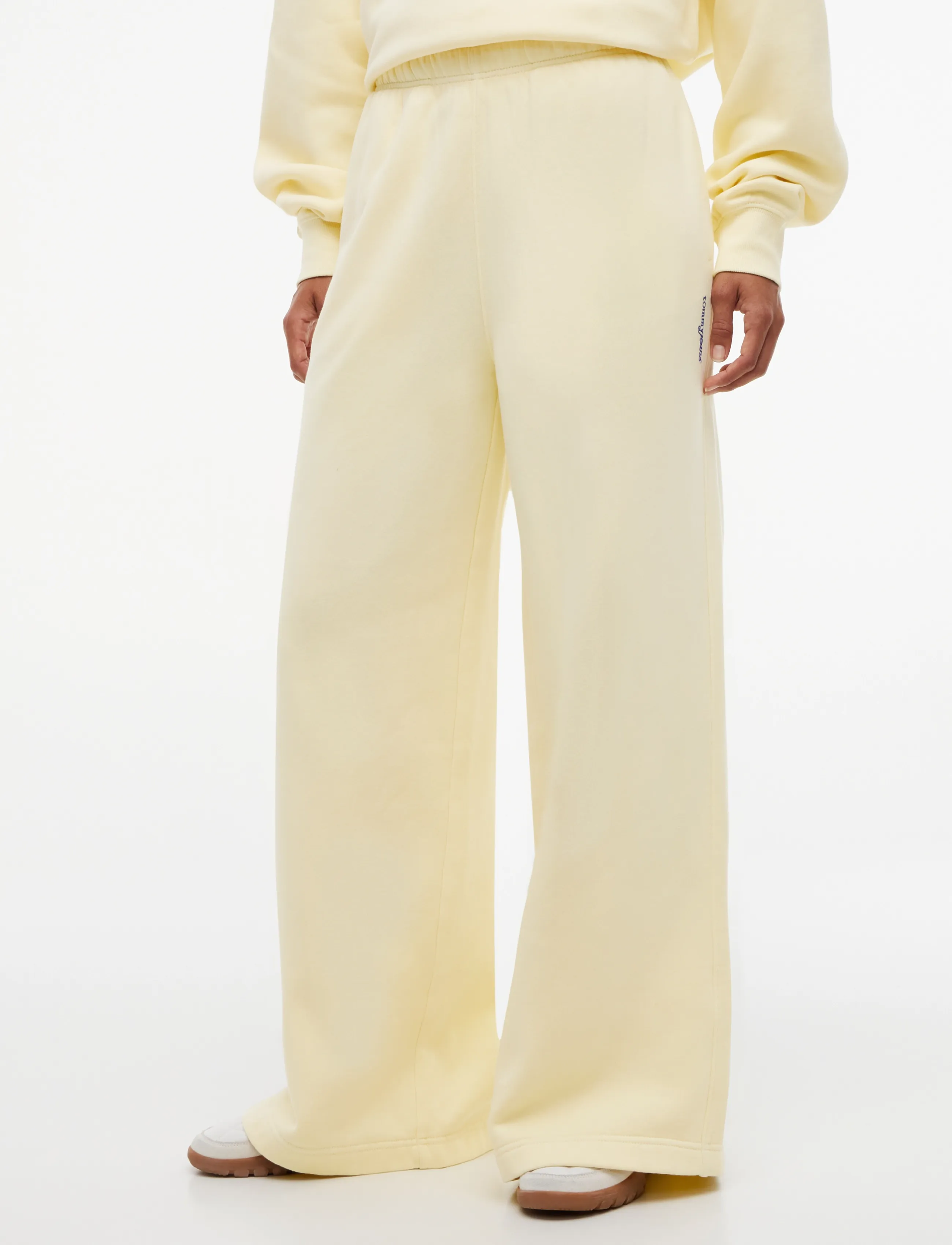 Tommy Jeans TJW WIDE LEG SCRIPT SWEATPANTS - Tommy Hilfiger - DAY LILY / cream