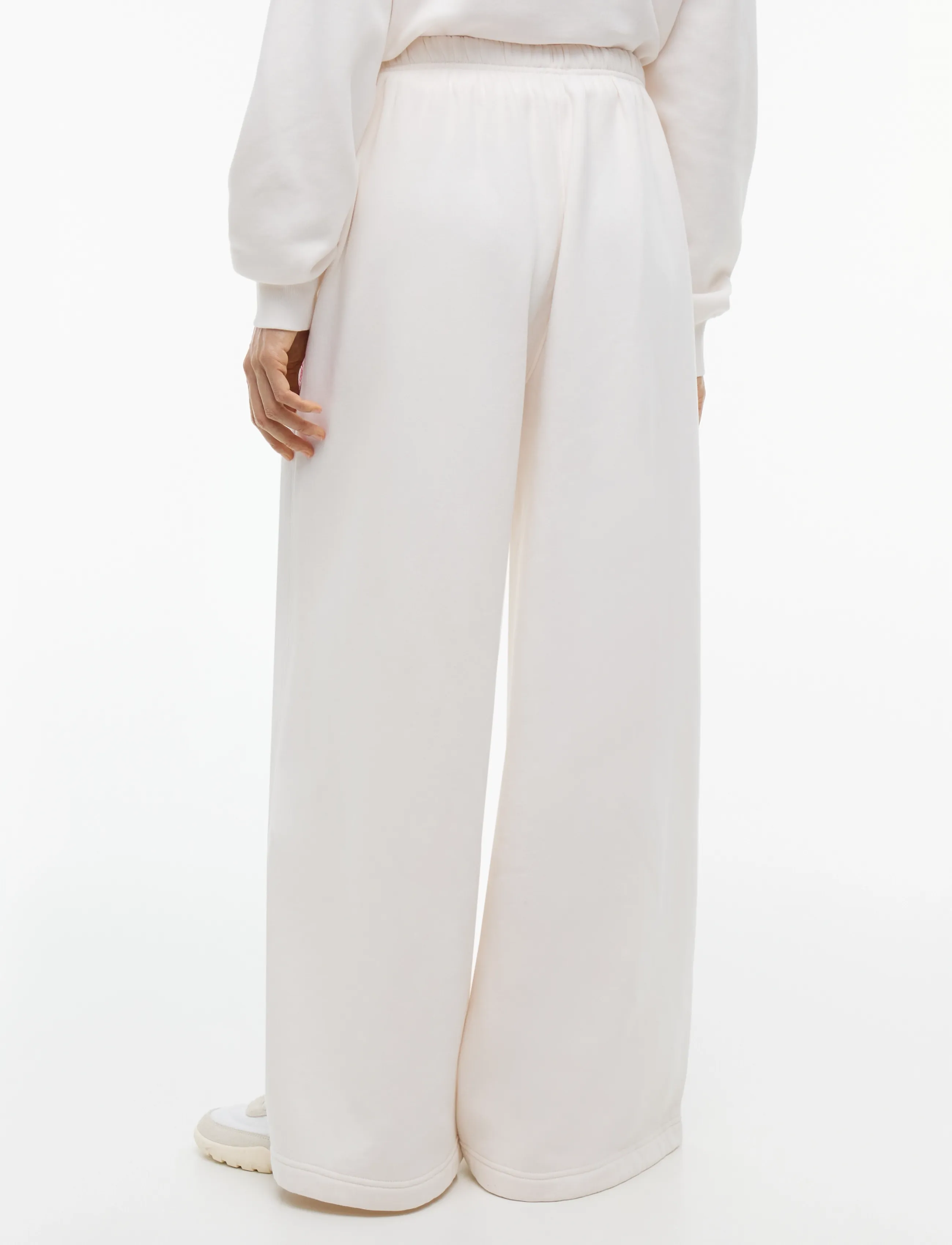 Tommy Jeans - TJW WIDE LEG SCRIPT SWEATPANTS - hverdags stil - off white - 2