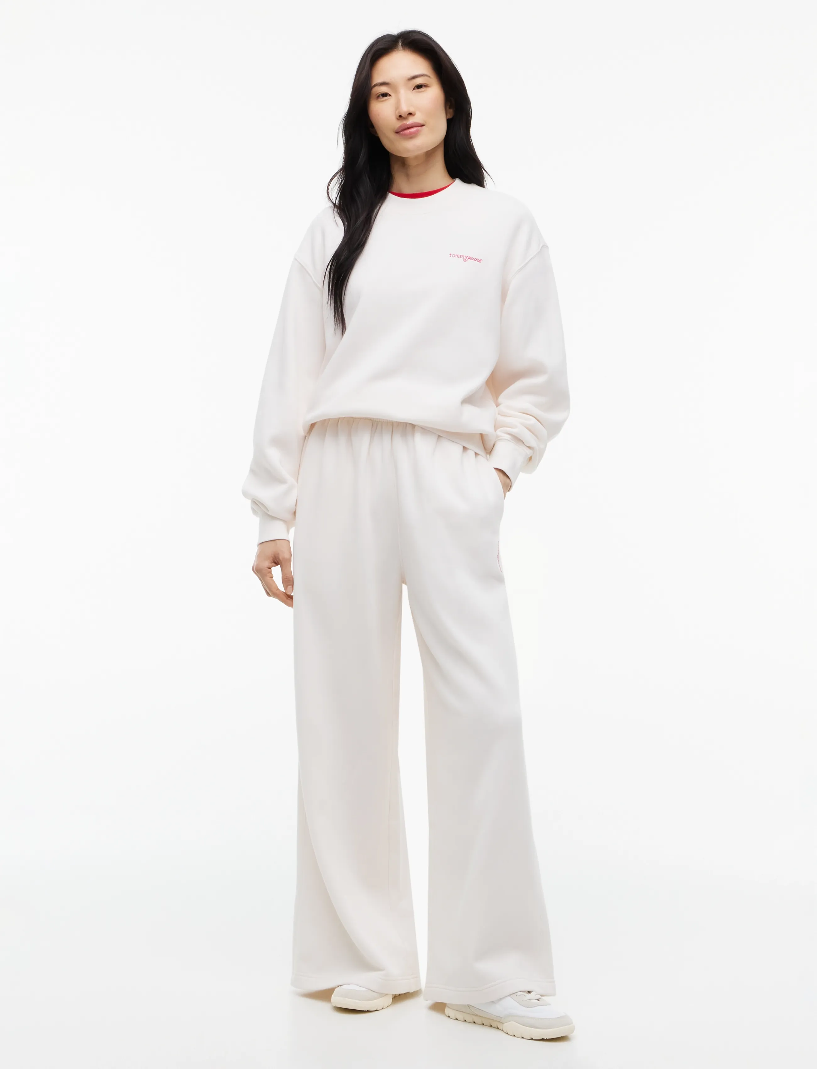 Tommy Jeans - TJW WIDE LEG SCRIPT SWEATPANTS - hverdags stil - off white - 3
