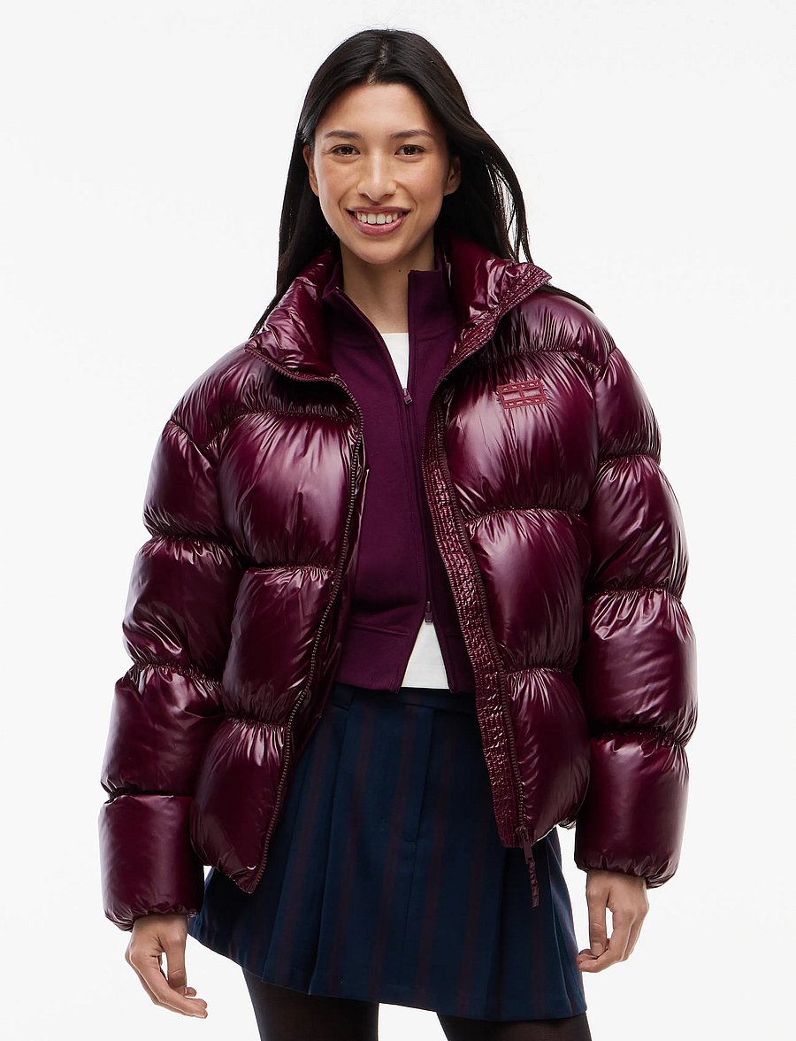 Tommy Jeans - TJW HIGH NECK SHINY PUFFER DOWN - winter jackets - calypso berry - 0
