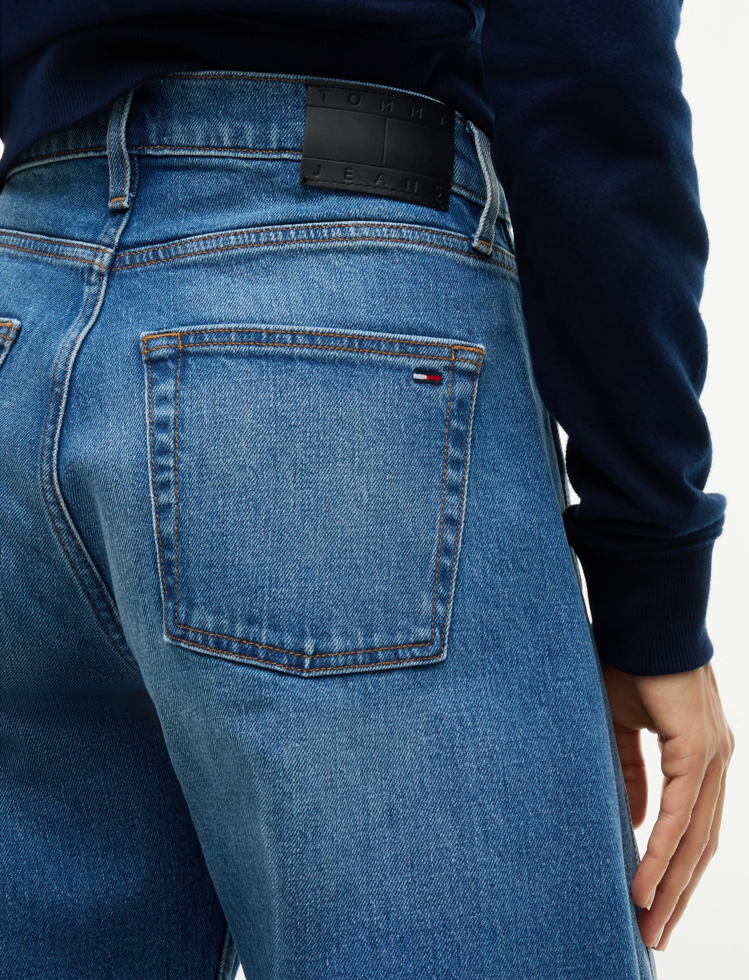 Tommy Jeans - ELLA HIGH RISE BARREL BJ0133 - denim medium - 5