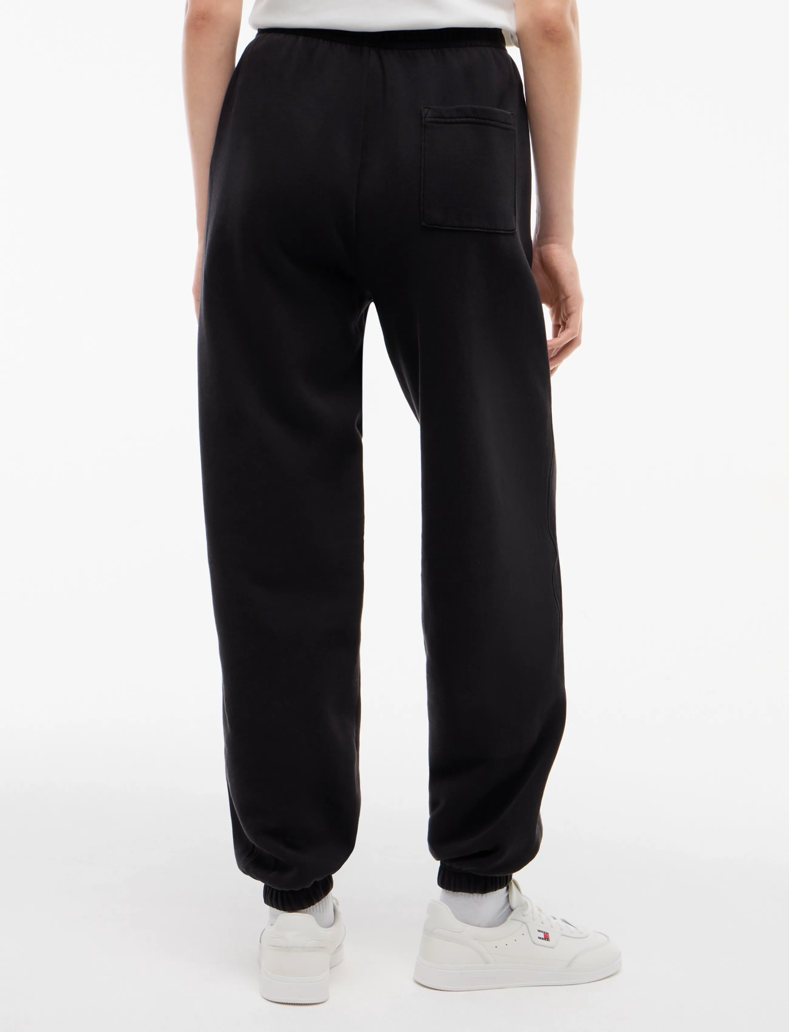 Tjw Badge Sweatpants 2