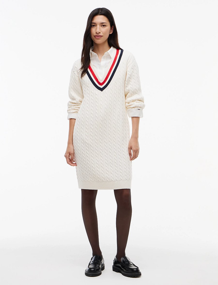Tommy Jeans - TJW CABLE RWB SWEATER DRESS EXT - knitted dresses - off white - 0