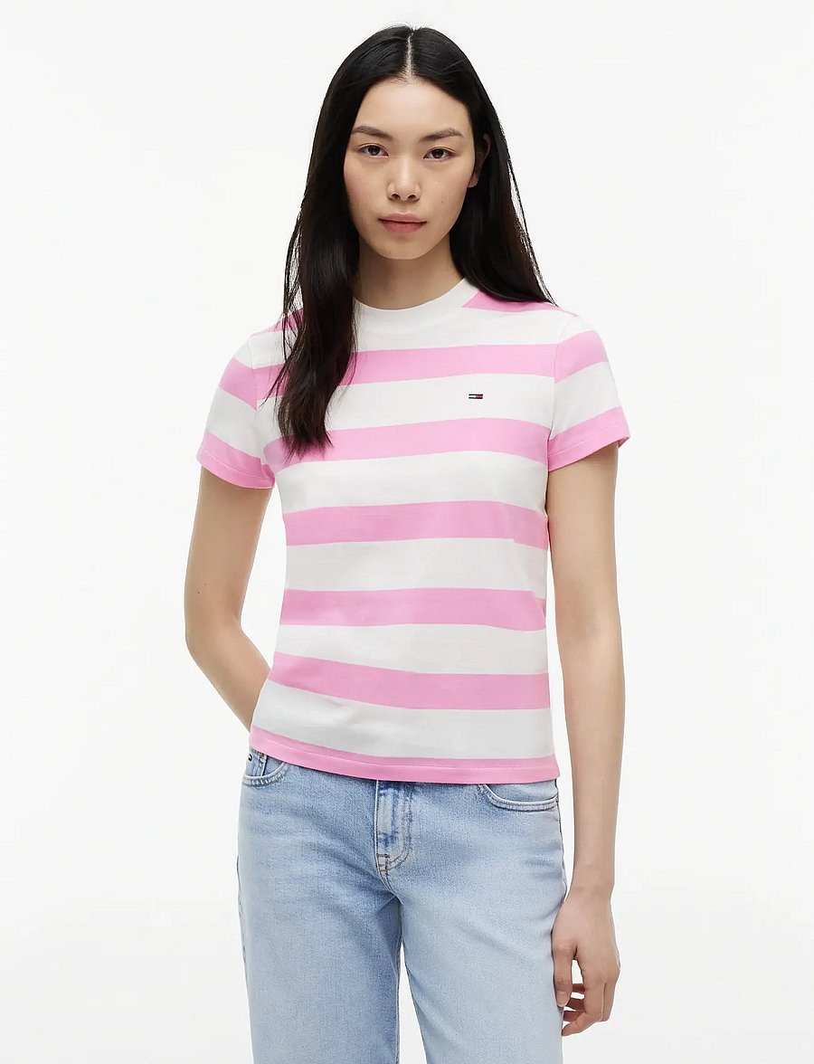Tommy Jeans - TJW REG S FLAG JERSEY SS TEE EXT - t-särgid - pink daisy stripe - 0