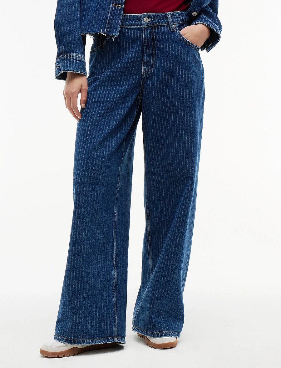 Tommy Jeans - DAISY LOW RISE LOOSE DJ6055 - hosen mit weitem bein - denim dark - 0