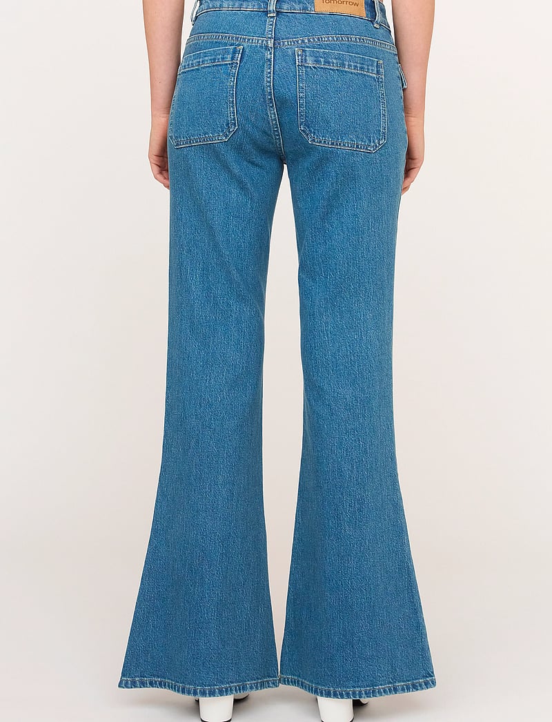 Tomorrow - TRW-Lera Jeans Wash Phoenix - jeans évasés - denim blue - 4