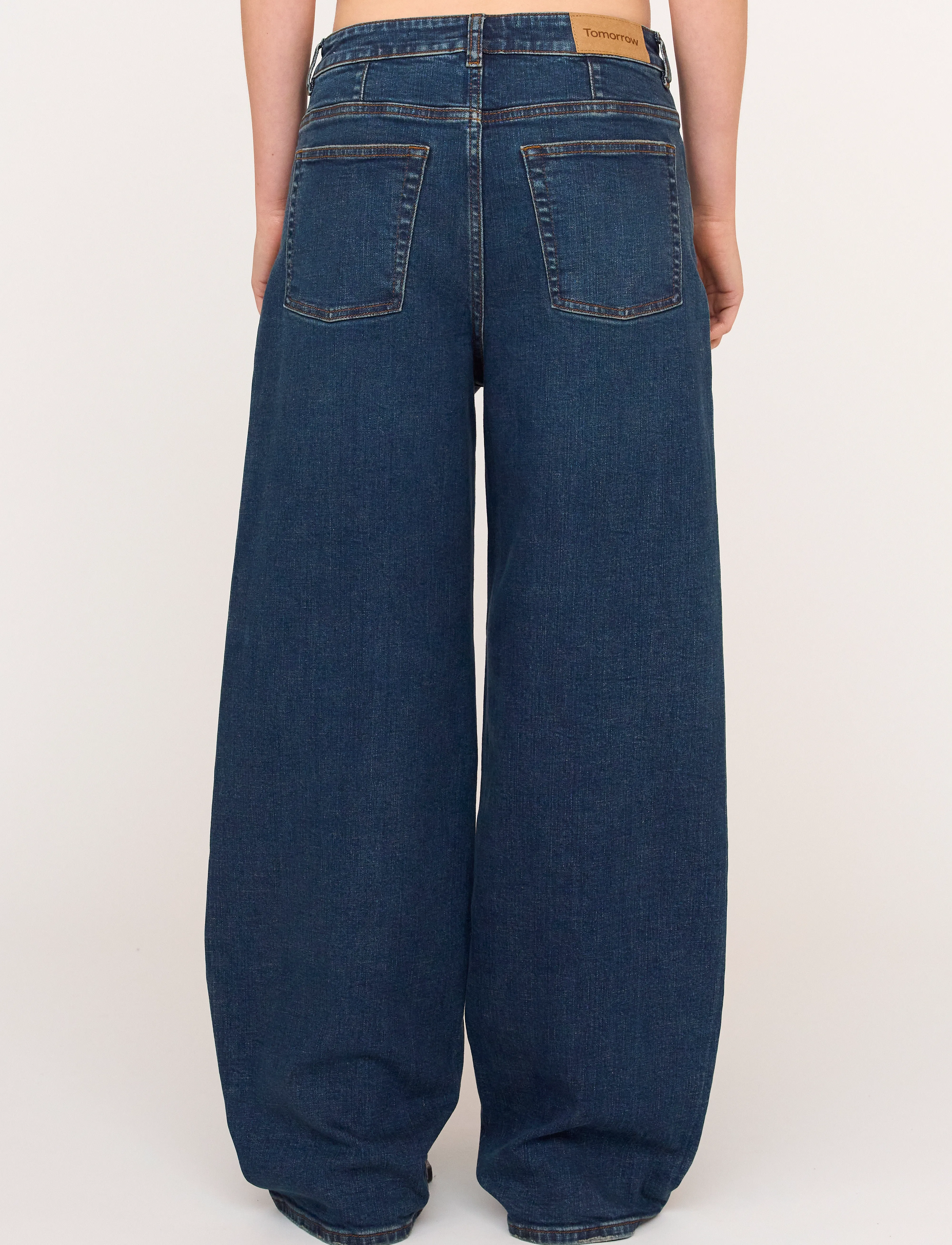 Tomorrow - TRW-Kaia Slung Jeans Wash Riverside - brede jeans - denim blue - 4
