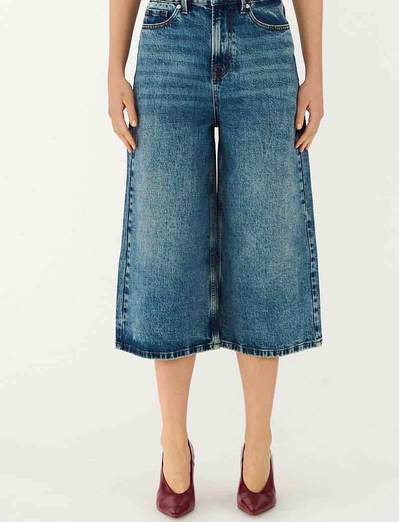 Tomorrow - TRW-Mandela Culotte Jeans Wash Peru - culotte püksid - denim blue - 0