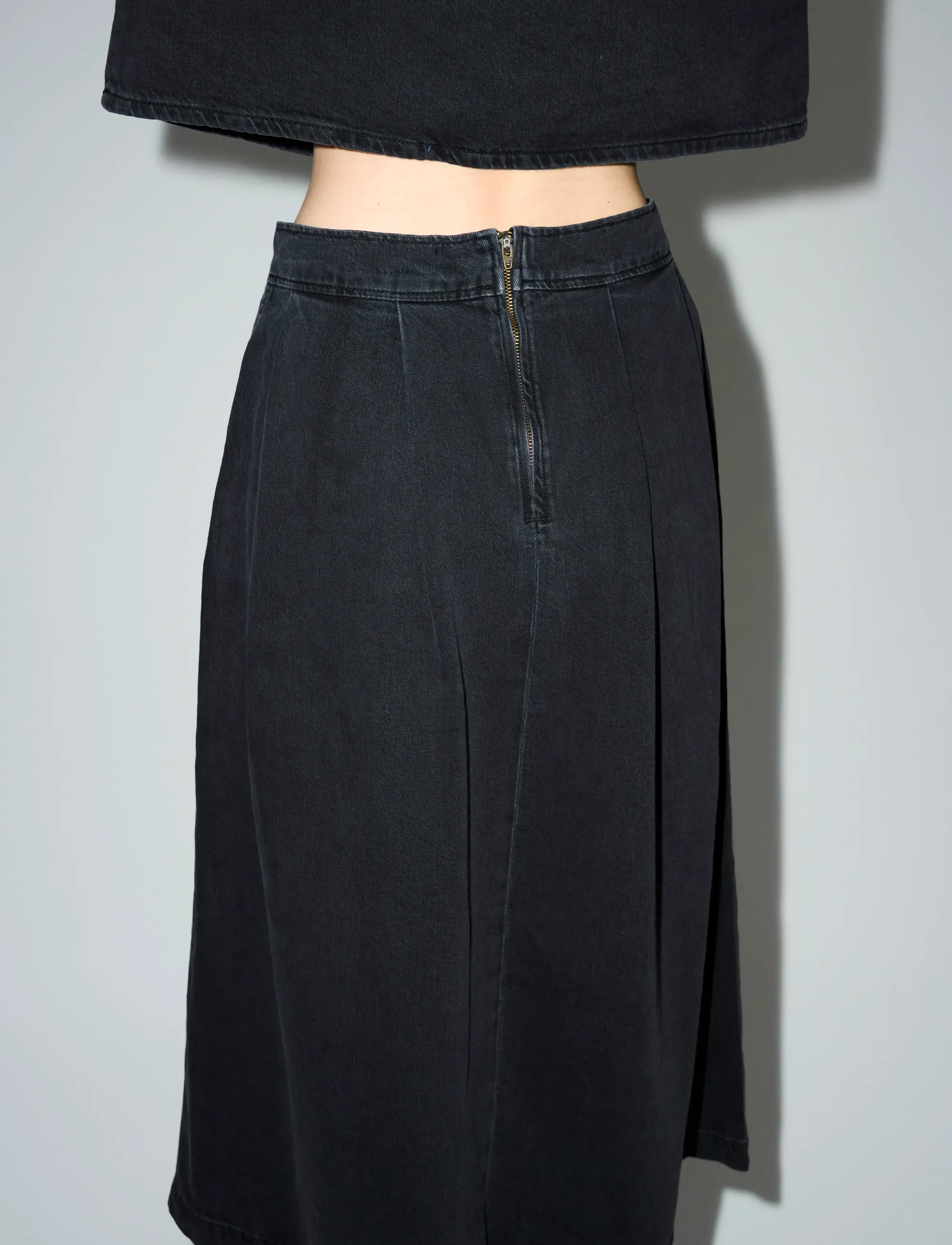 Tomorrow - TRW-Ellen Ball Gown Skirt Wash Mila - black - 3