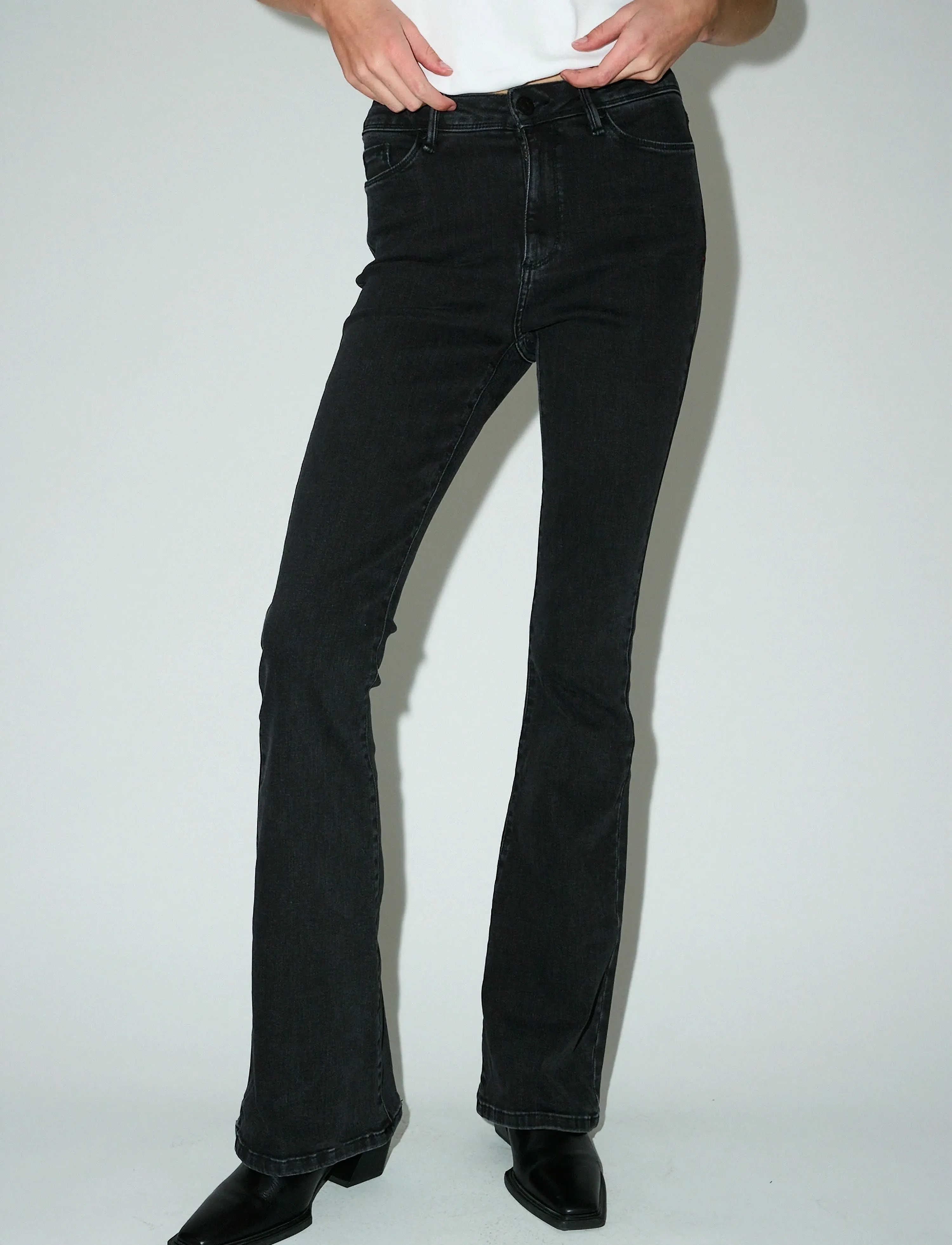 Tomorrow TRW-Albert Flare Original Black - Jeans - BLACK / black