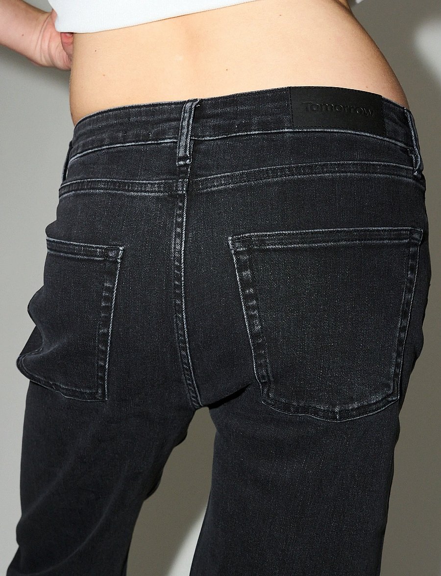 Tomorrow - TRW-Brown Jeans Original Black - tiesaus kirpimo džinsai - black - 4