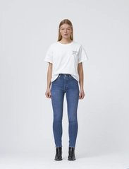 Tomorrow - Hepburn Jeans wash Brooklyn - kitsad teksad - denim blue - 2