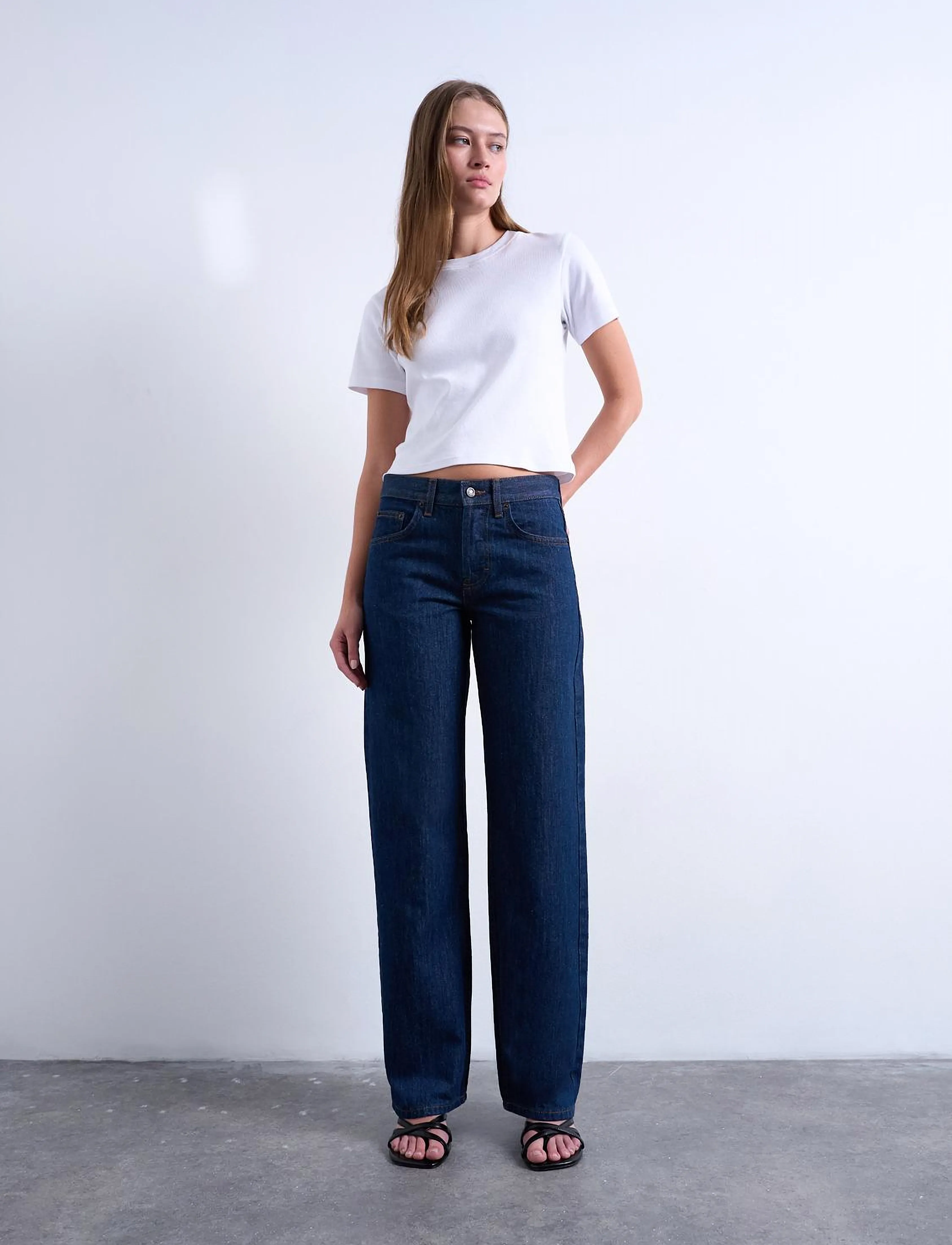 Topshop TSEMBER LR WIDE DNM JEANS DB NOOS - Wide leg jeans - DARK BLUE DENIM / navy