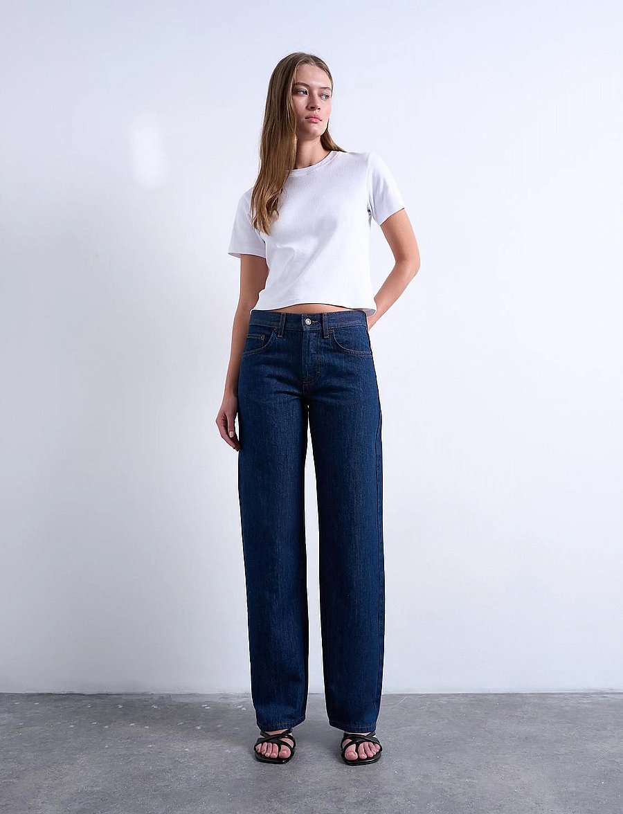 Topshop - TSEMBER LR WIDE DNM JEANS DB NOOS - hosen mit weitem bein - dark blue denim - 0