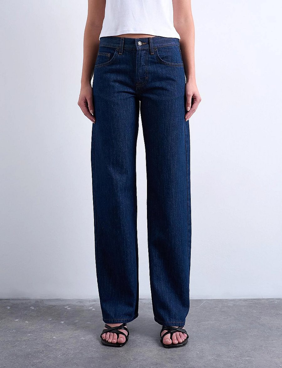 Topshop - TSEMBER LR WIDE DNM JEANS DB NOOS - hosen mit weitem bein - dark blue denim - 5