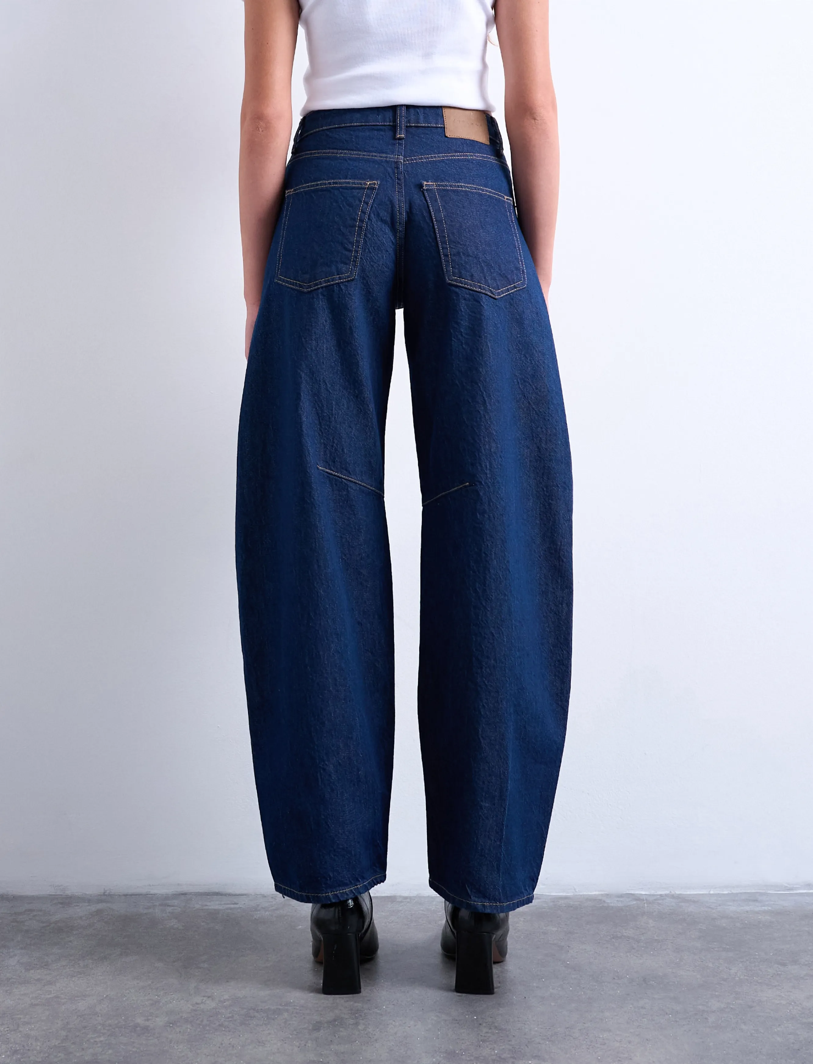 Topshop - TSBARREL HR DENIM JEANS DB NOOS - barrel jeans - dark blue denim - 3