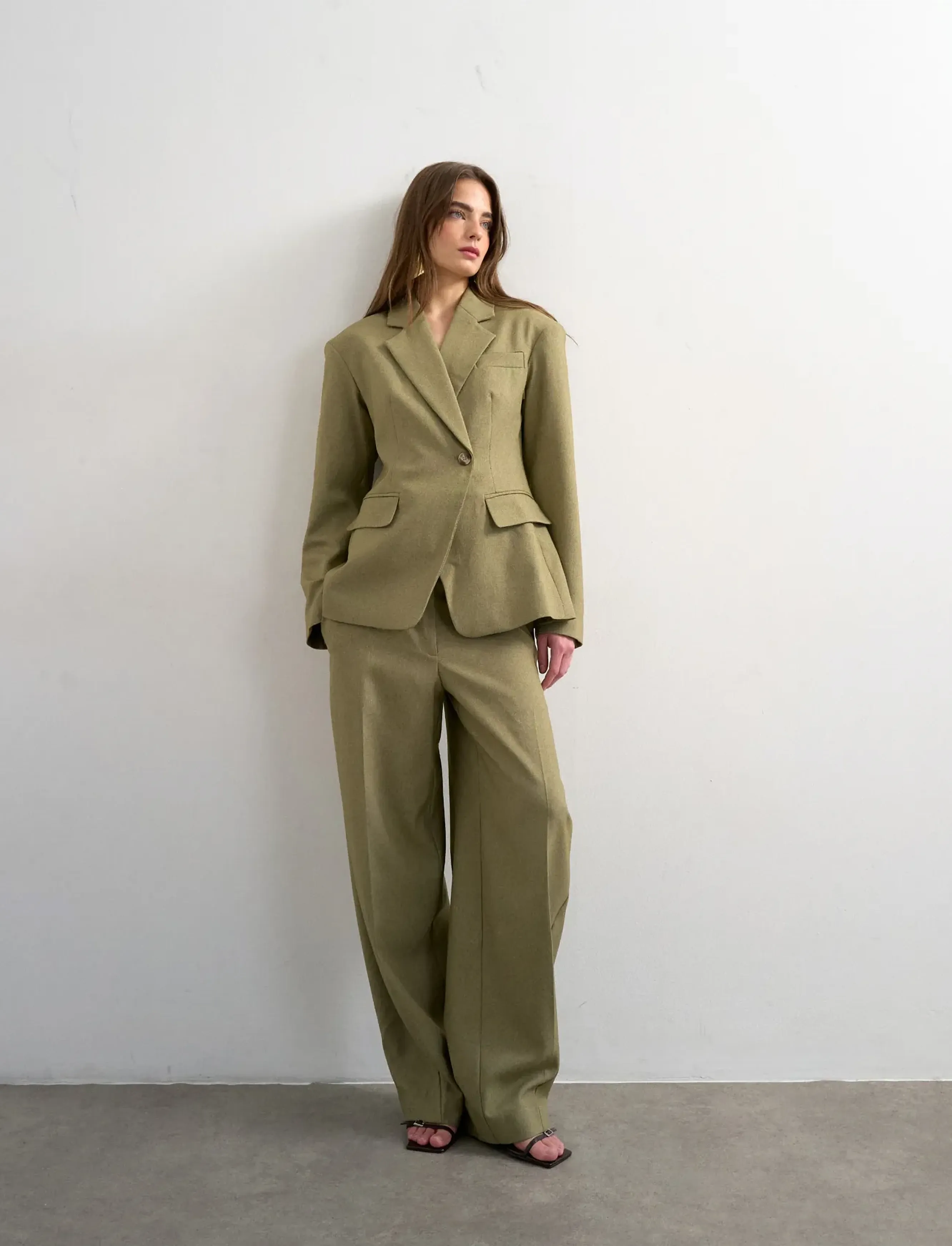 Topshop - TSSOPHIA PADDED SHOULDER BLAZER - festtøj til outletpriser - simply taupe - 0