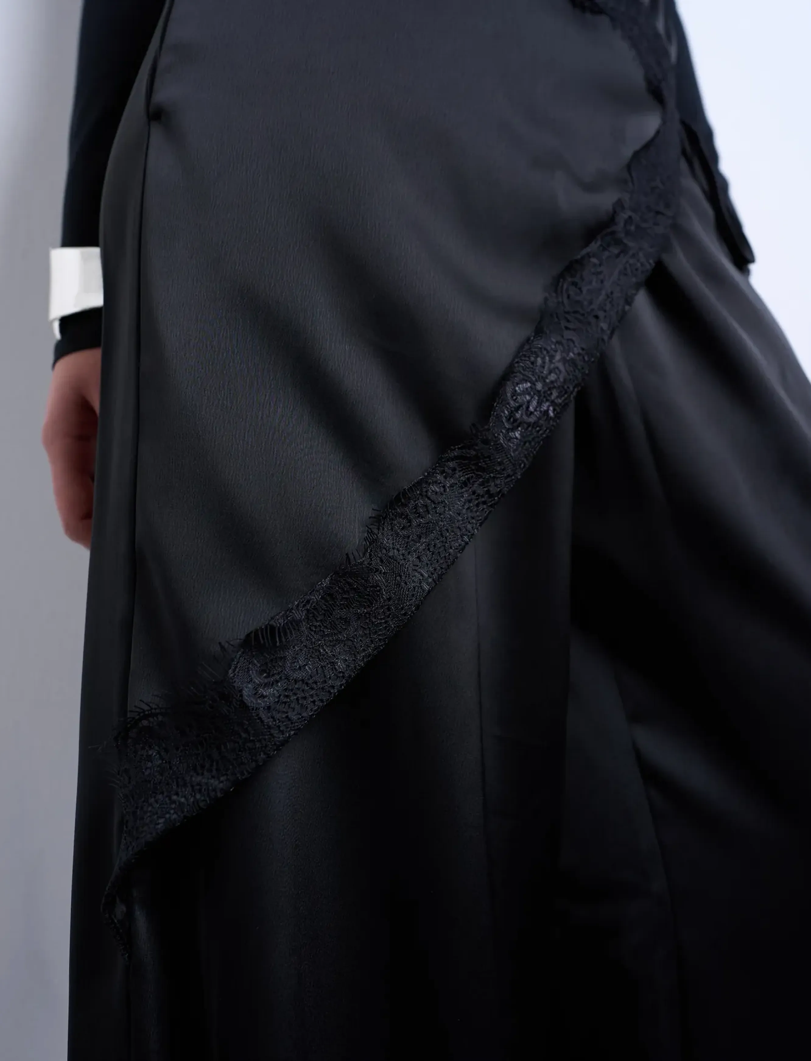 TOPSHOP Tselin Satin Lace Wide Trousers Wvn byxor dam – bild 3
