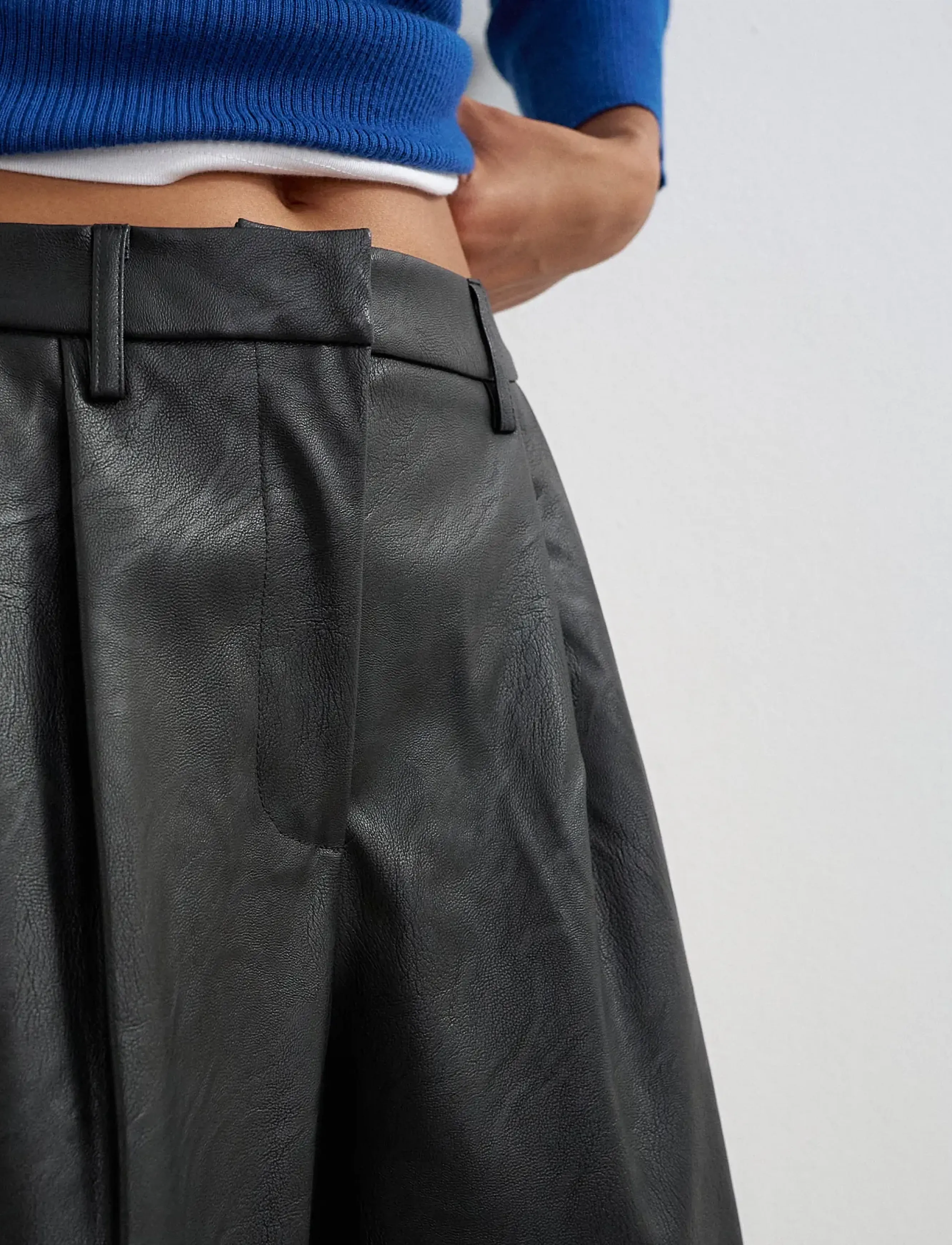 Topshop - TSTESA COATED PLEATED TROUSERS - lederhosen - black - 5