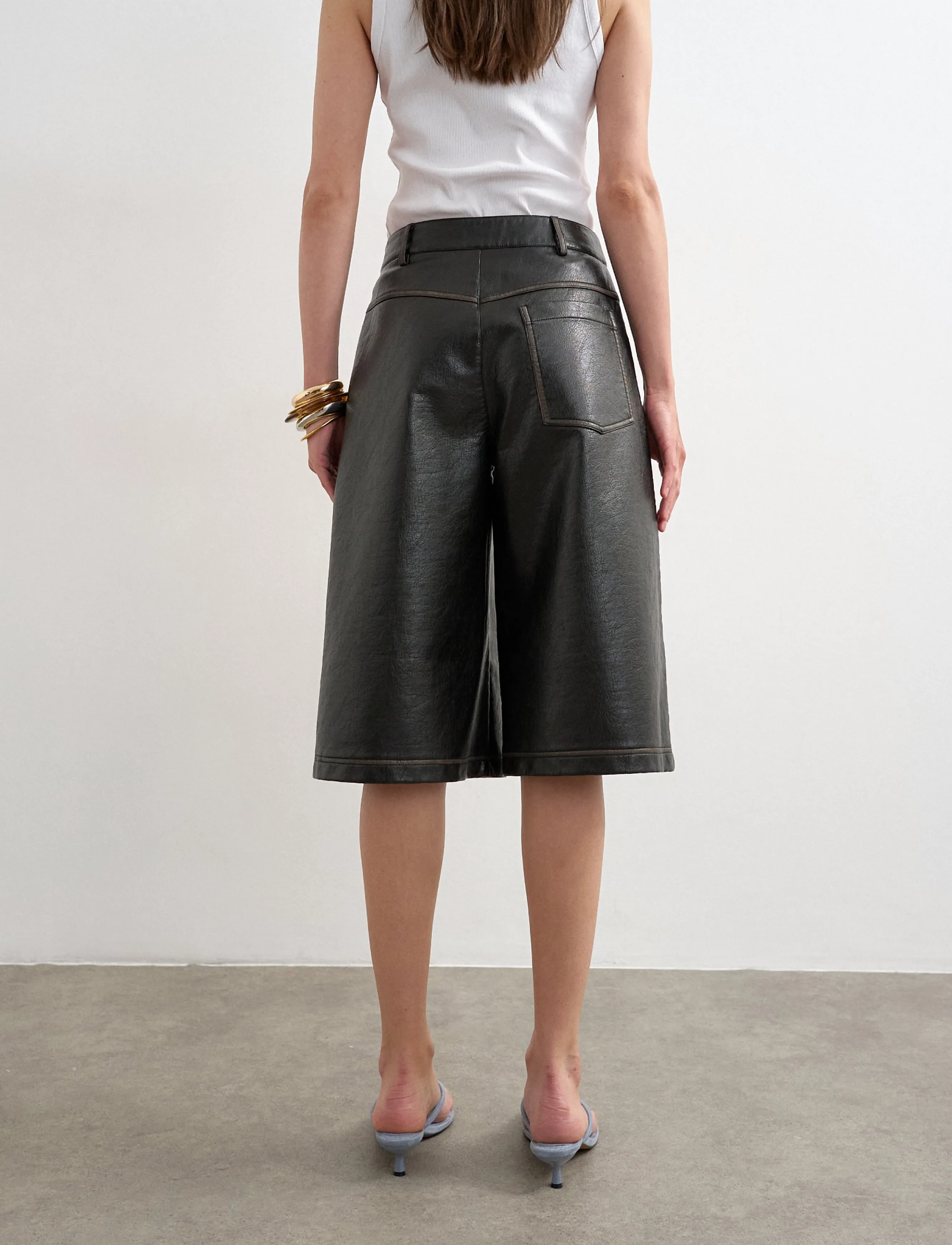Topshop - TSSILJE COATED SHORTS - lühikesed nahkpüksid - black - 3