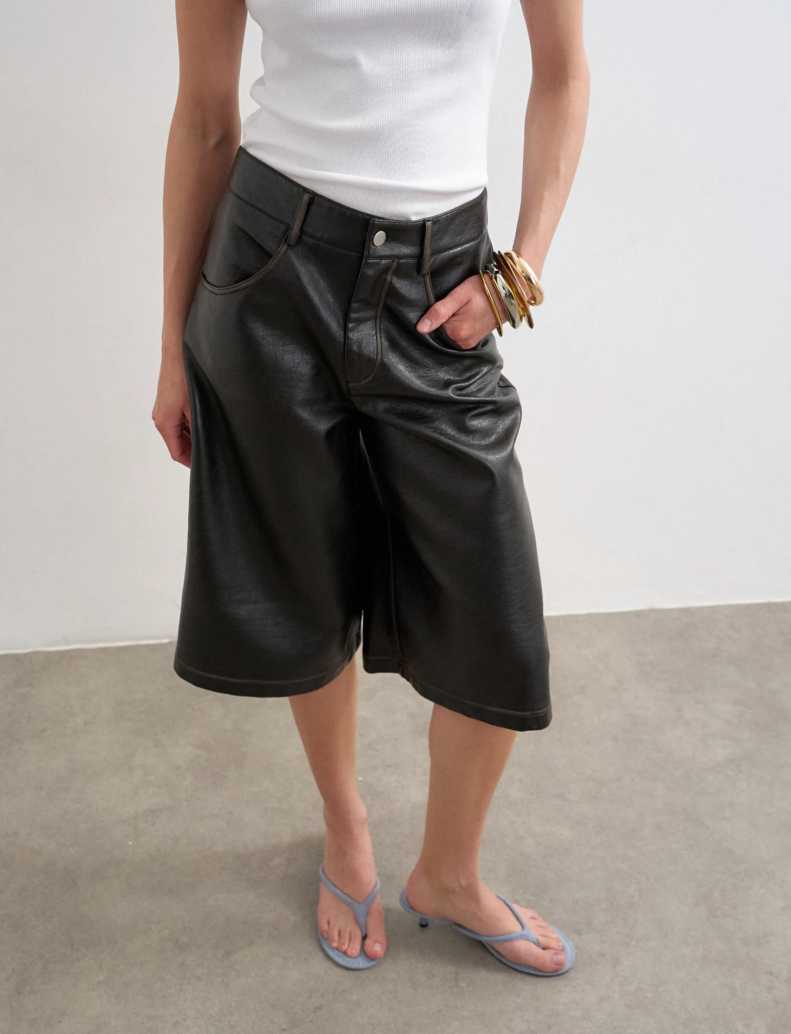 TOPSHOP Tssilje Coated Shorts dam – bild 6