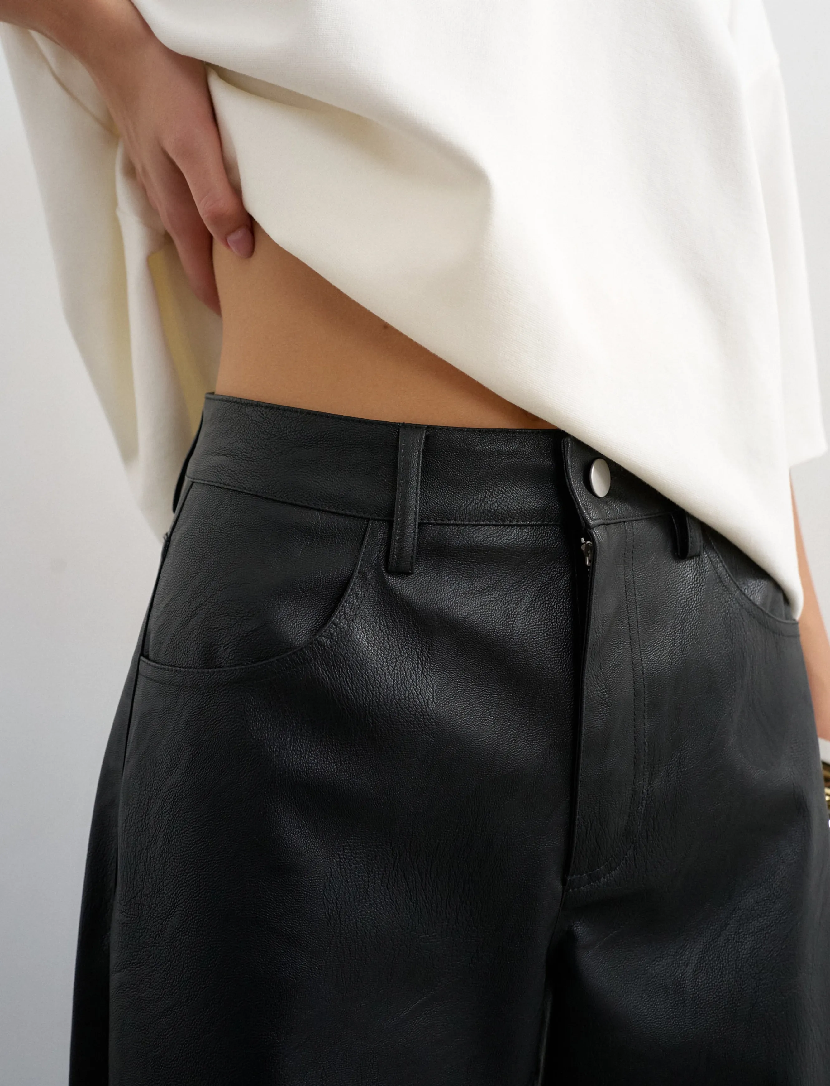 TOPSHOP Tstalla Coated Barrel Trousers byxor dam – bild 6