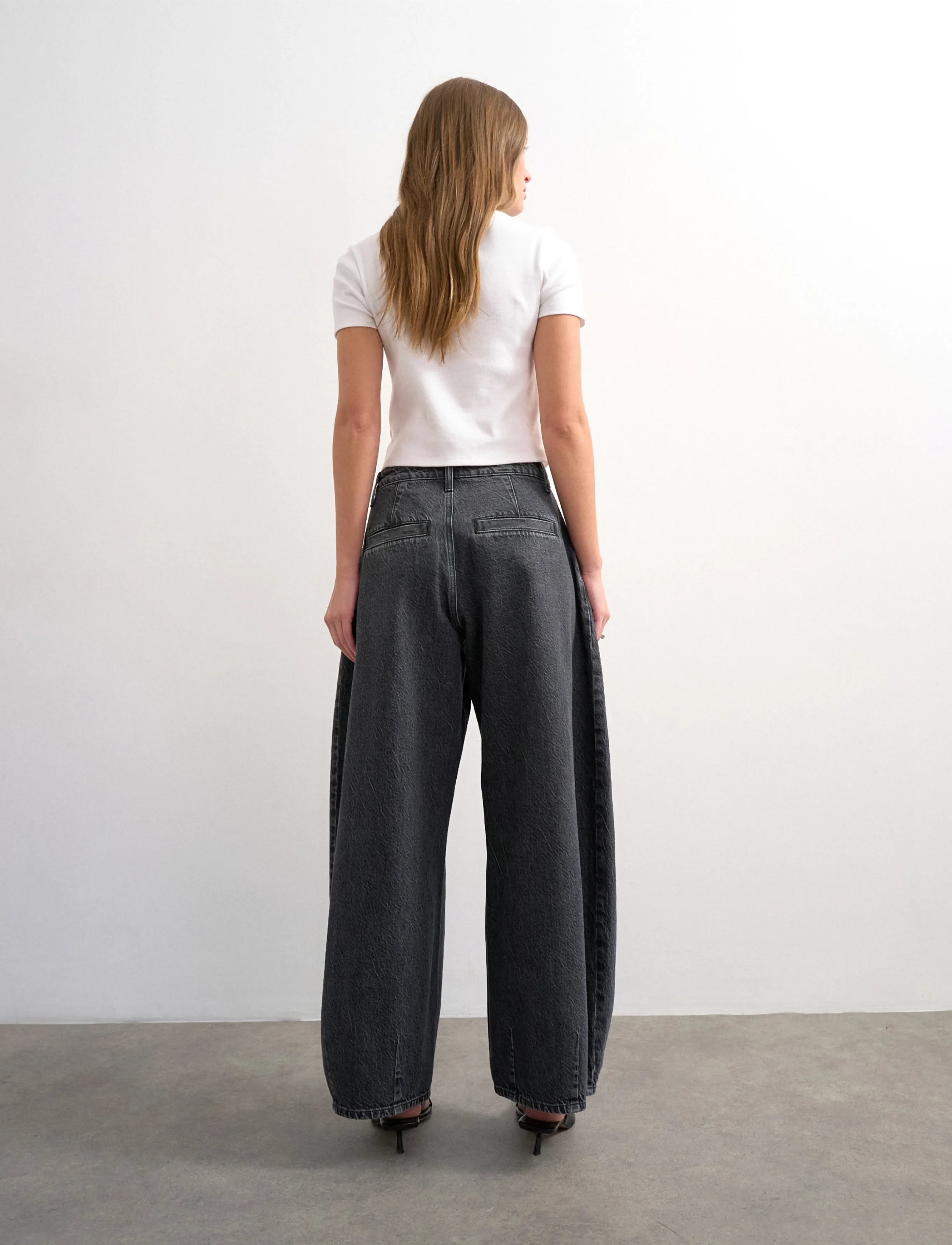 Topshop - TSCOCOON DNM JEANS BLW - barrel jeans - black denim - 3