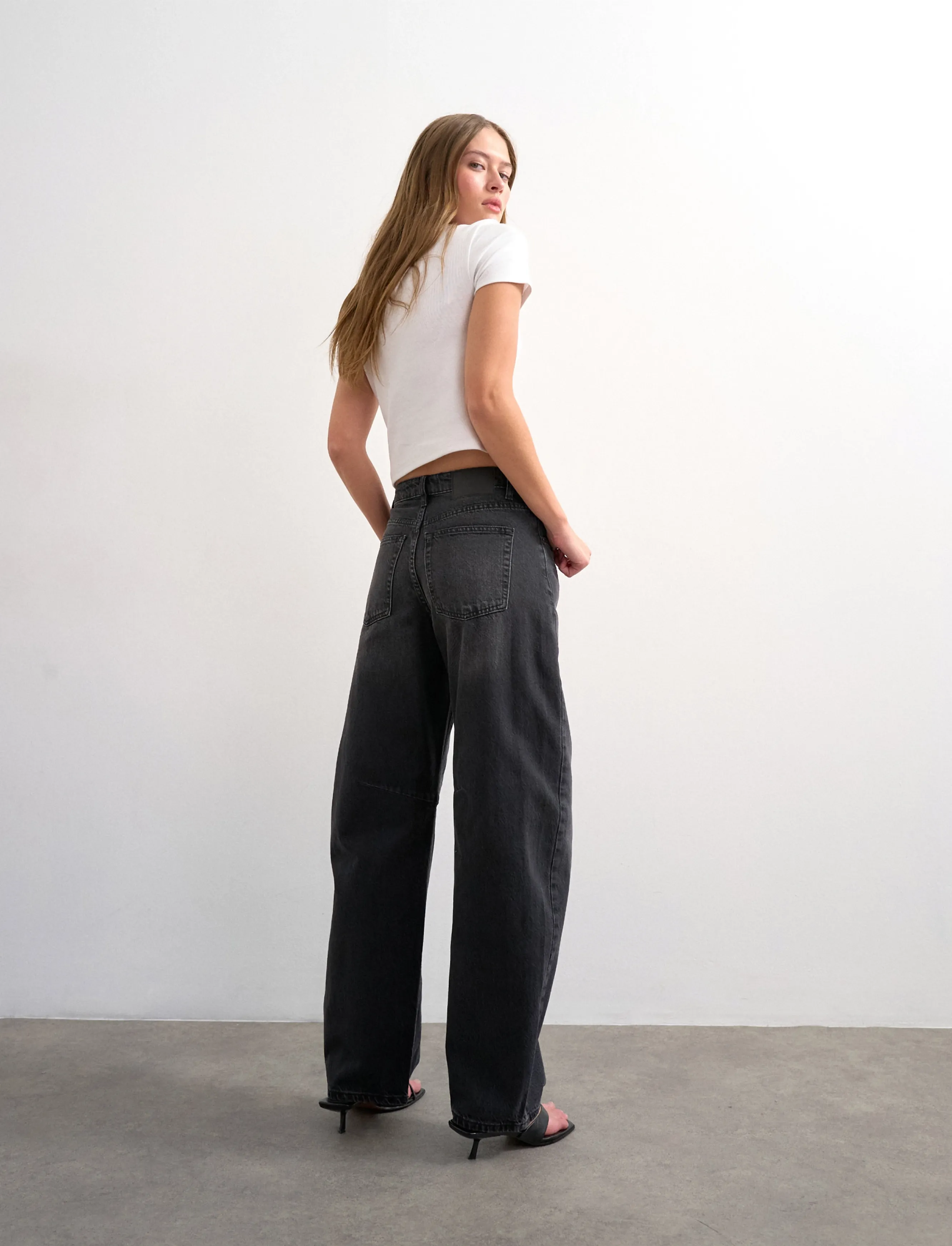 Topshop - TSBARREL HR DENIM JEANS BLW NOOS - barrel jeans - black denim - 4