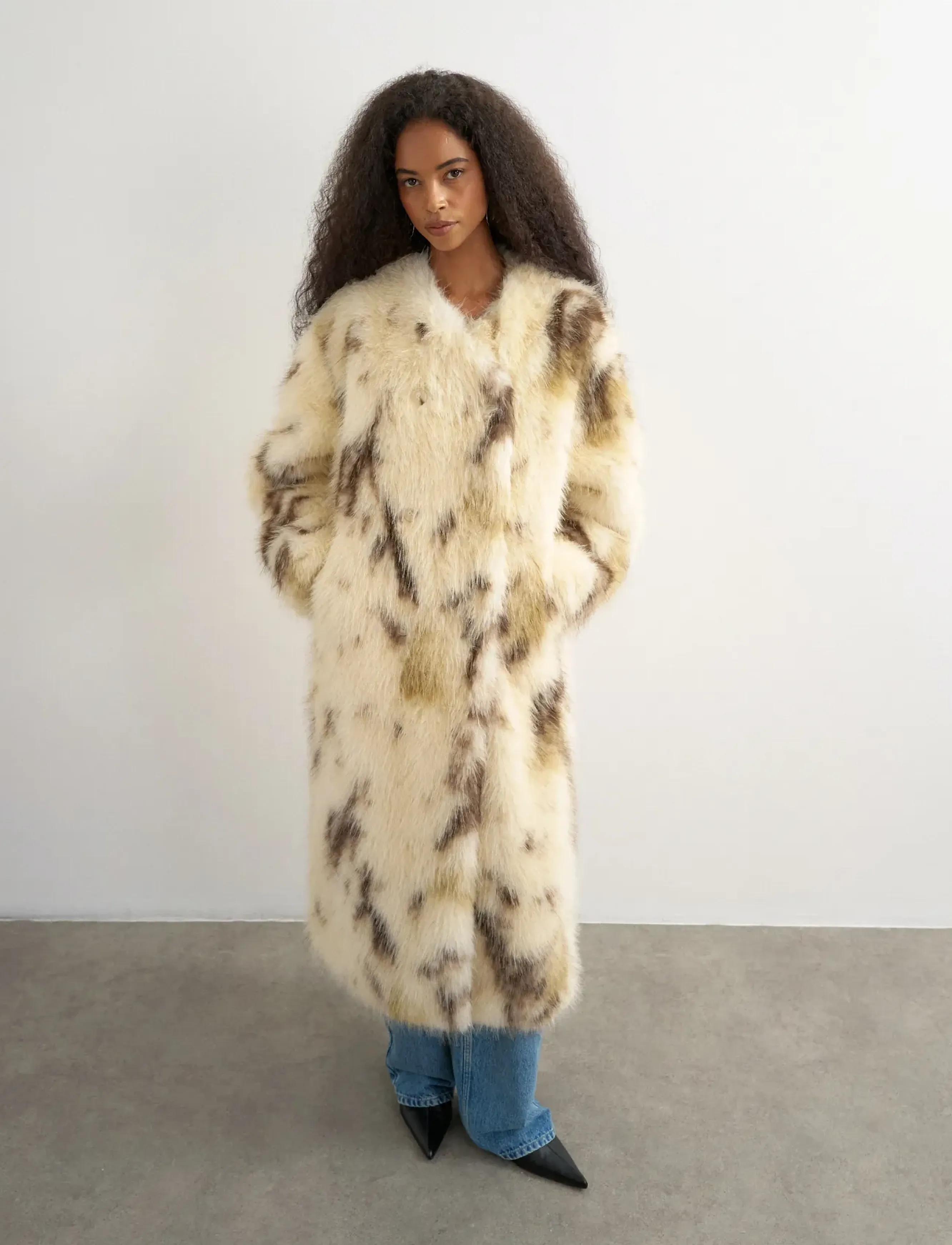 Tsselmi Coat Otw