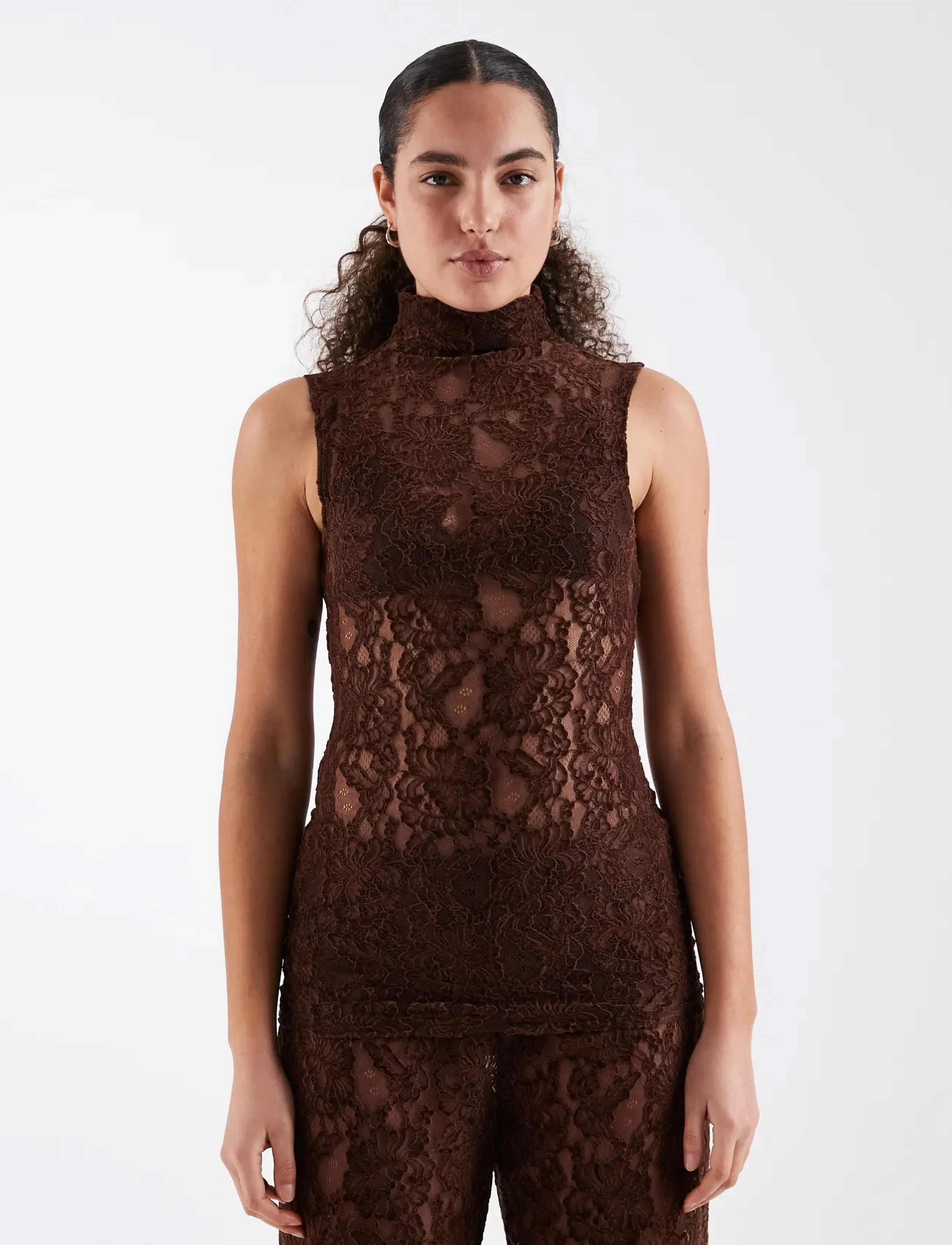 Topshop - TSCOCO LACE HIGH NECK S/L TOP JRS - sleeveless blouses - chocolate brown - 0