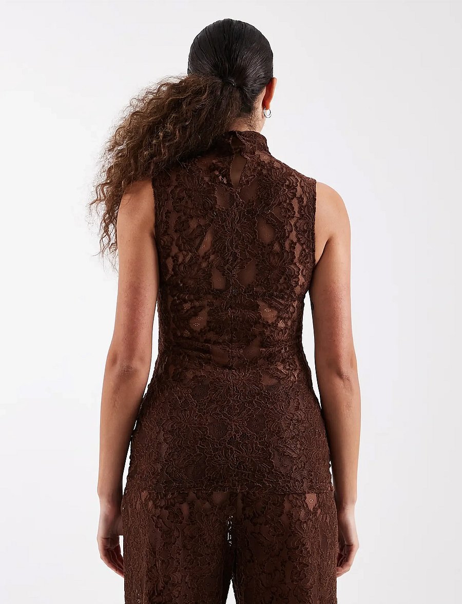 Topshop - TSCOCO LACE HIGH NECK S/L TOP JRS - sleeveless blouses - chocolate brown - 2