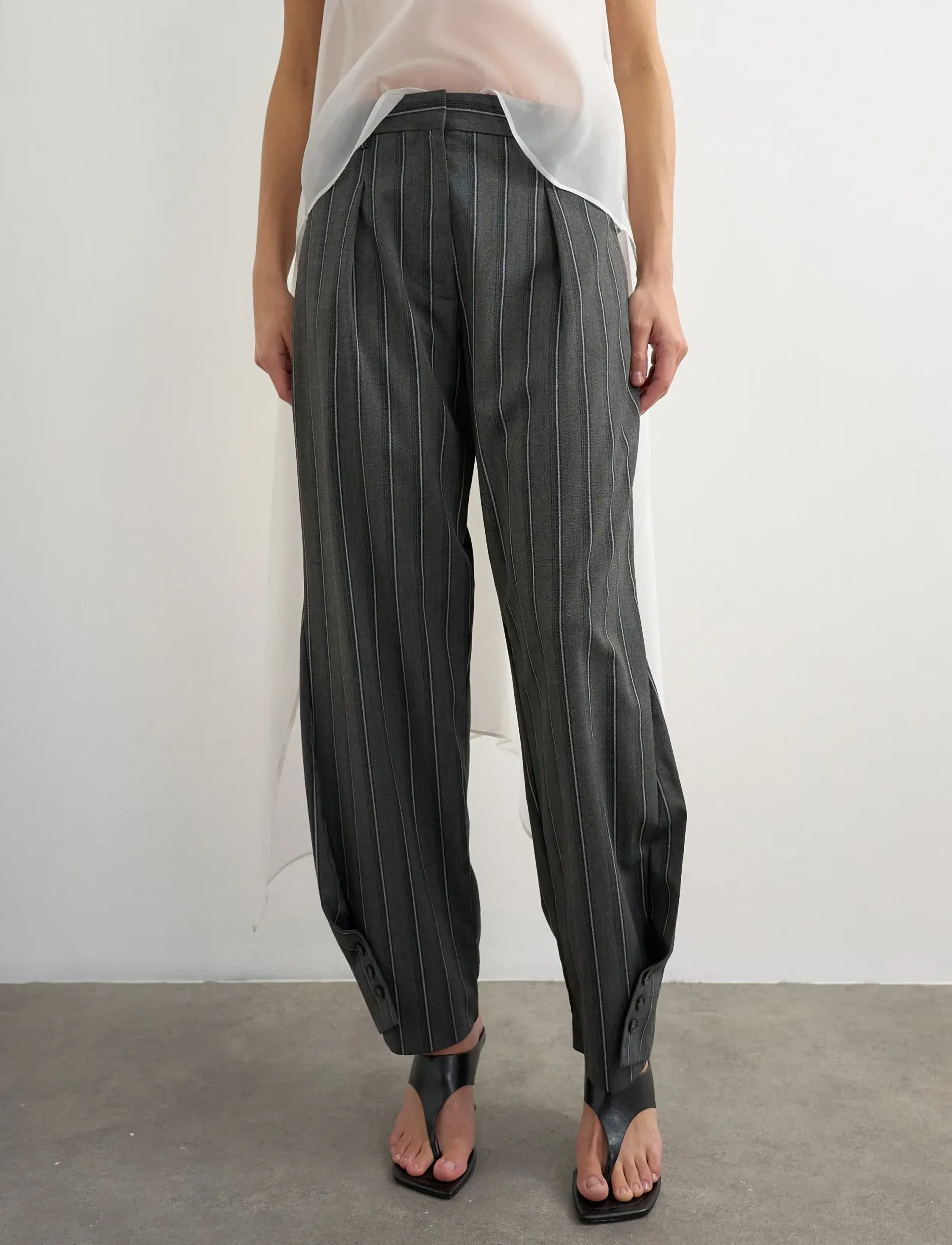 Topshop TSALAZ STRAIGHT LEG FOLDED TROUSER - Vaatteet - CHARCOAL GRAY / grey