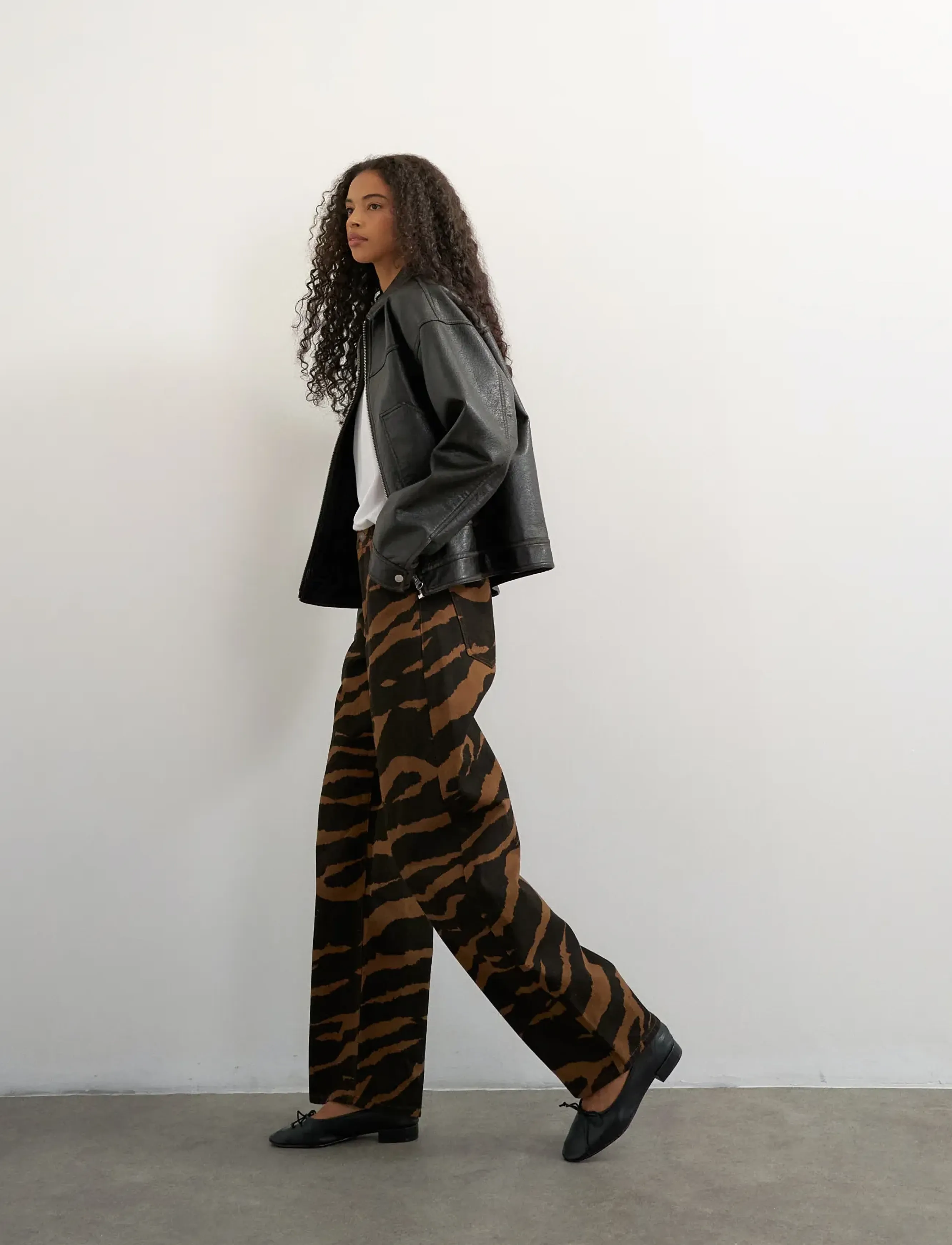 Topshop TSBARREL MID RISE JEANS DNM - Kollektionen - DARK BROWN DENIM / brown