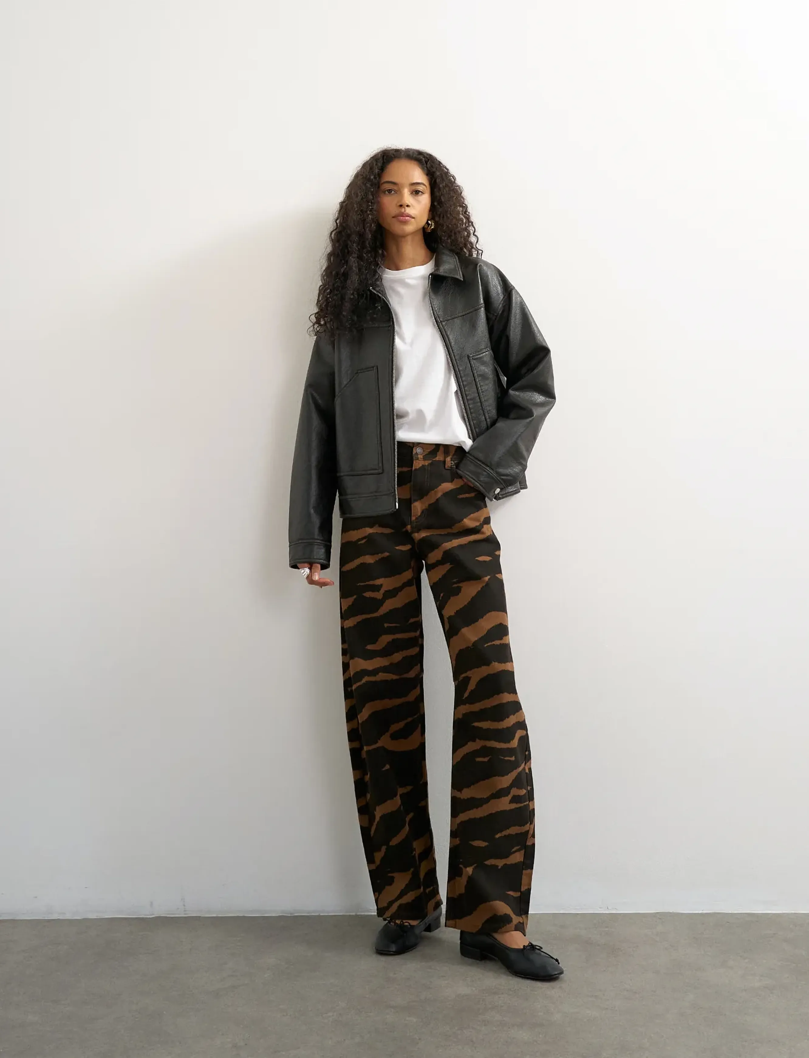 Topshop - TSBARREL MID RISE JEANS DNM - höstfynd - dark brown denim - 5