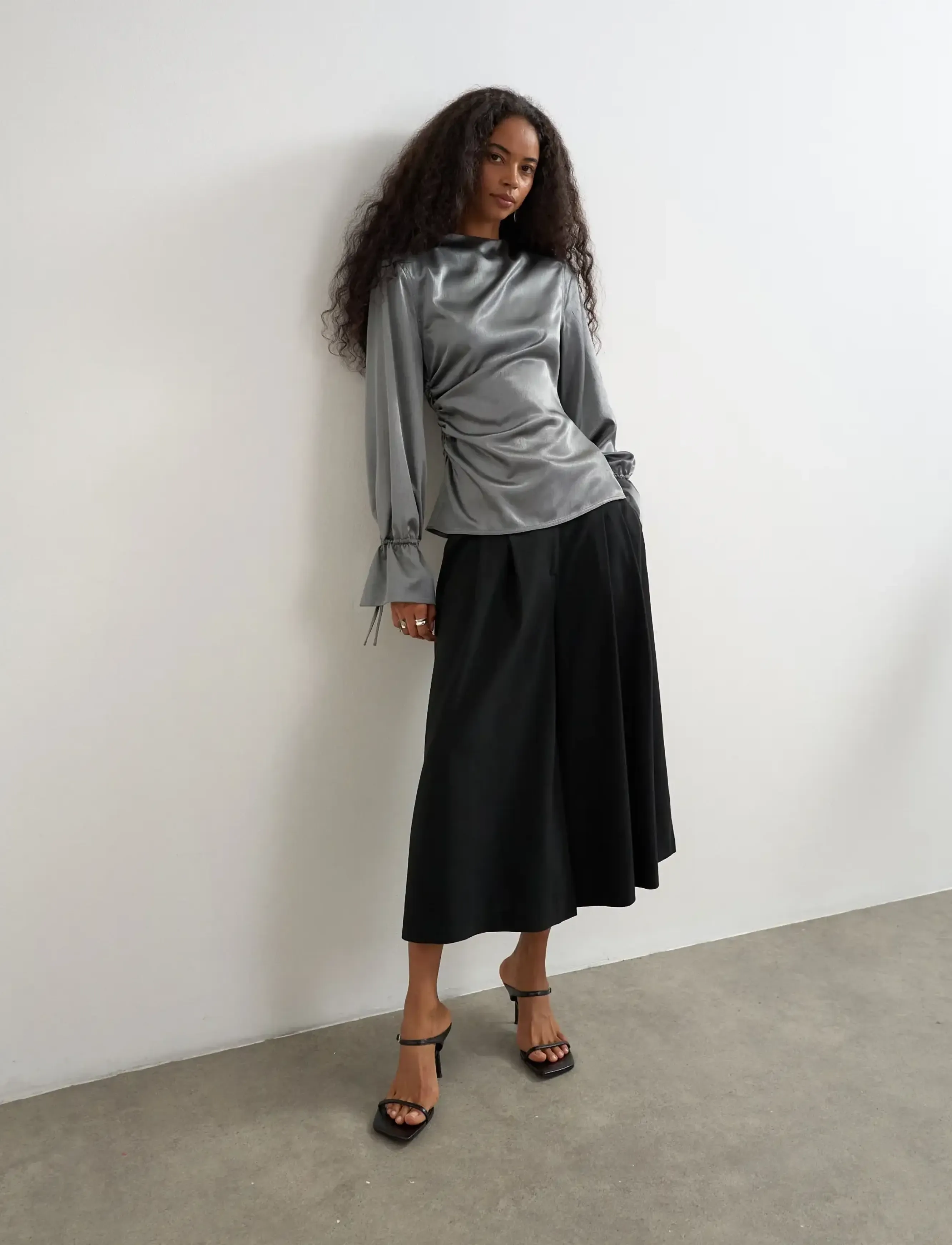 Topshop - TSDENKA LS SHOULDER PAD FUNNEL TOP WVN - charcoal gray - 0