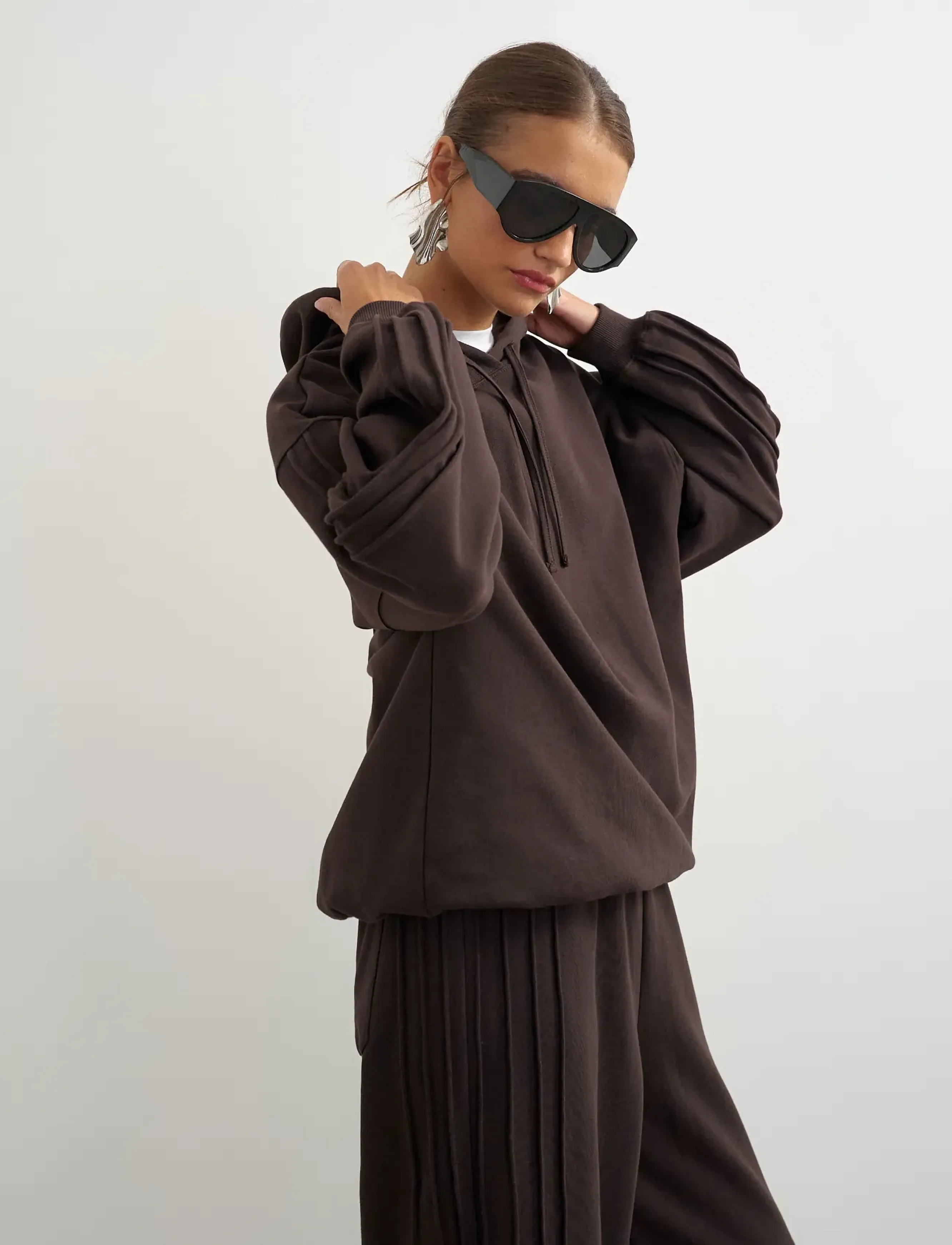 Topshop - TSBERA L/S OVERSIZED DETAIL HOODIE JRS - kapuutsiga pusad - chocolate brown - 0