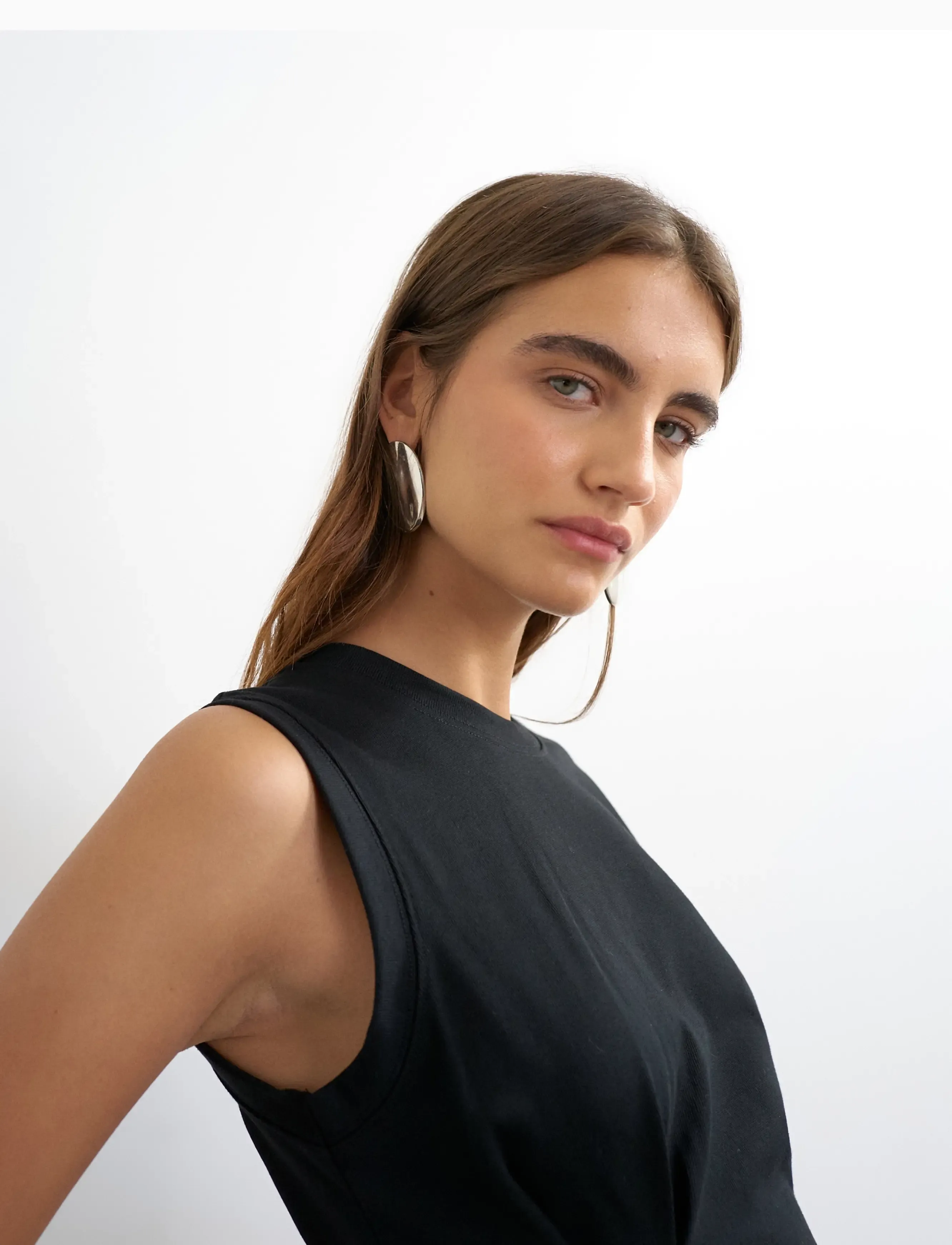 Topshop - TSBELLE S/S ONE SHOULDER T-SHIRT JRS - jet black - 4