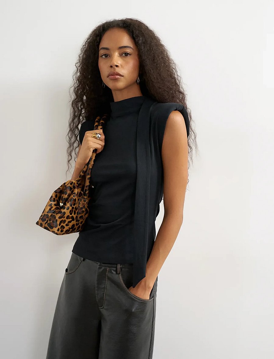 Topshop - TSBENDA S/S SCARF TANK TOP JRS - jet black - 4