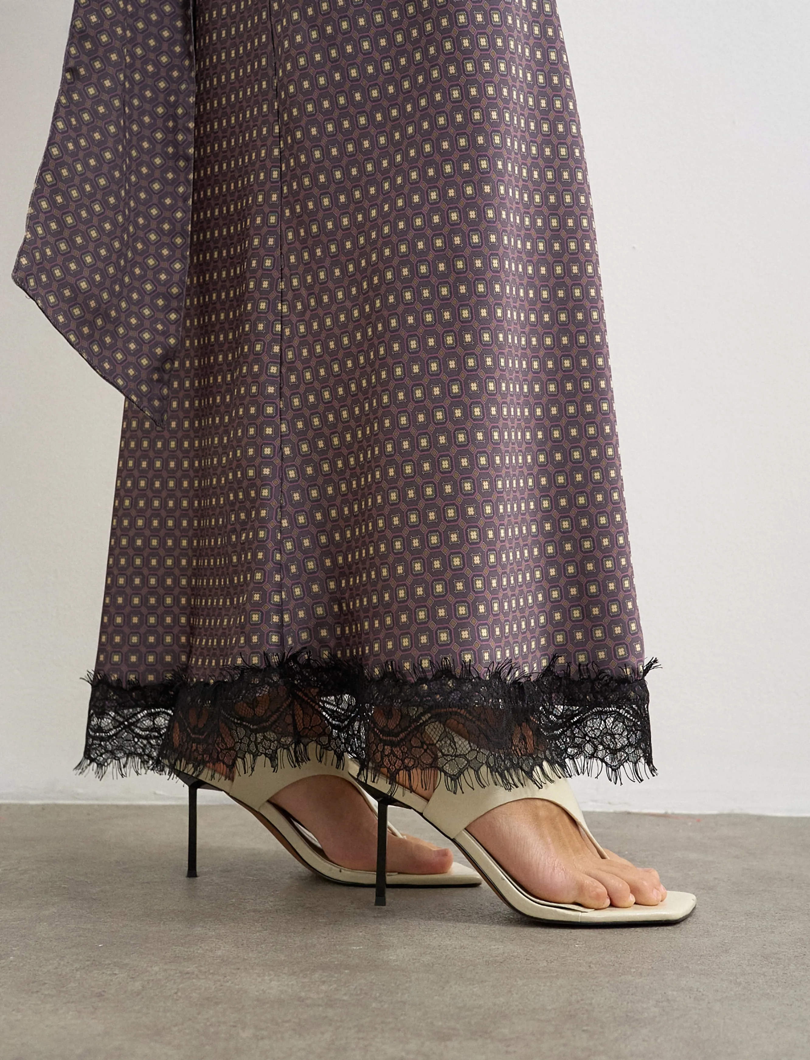 Topshop - TSDANITA SATIN LACE TRIM MAXI SKIRT WVN - satinröcke - chocolate lab - 5