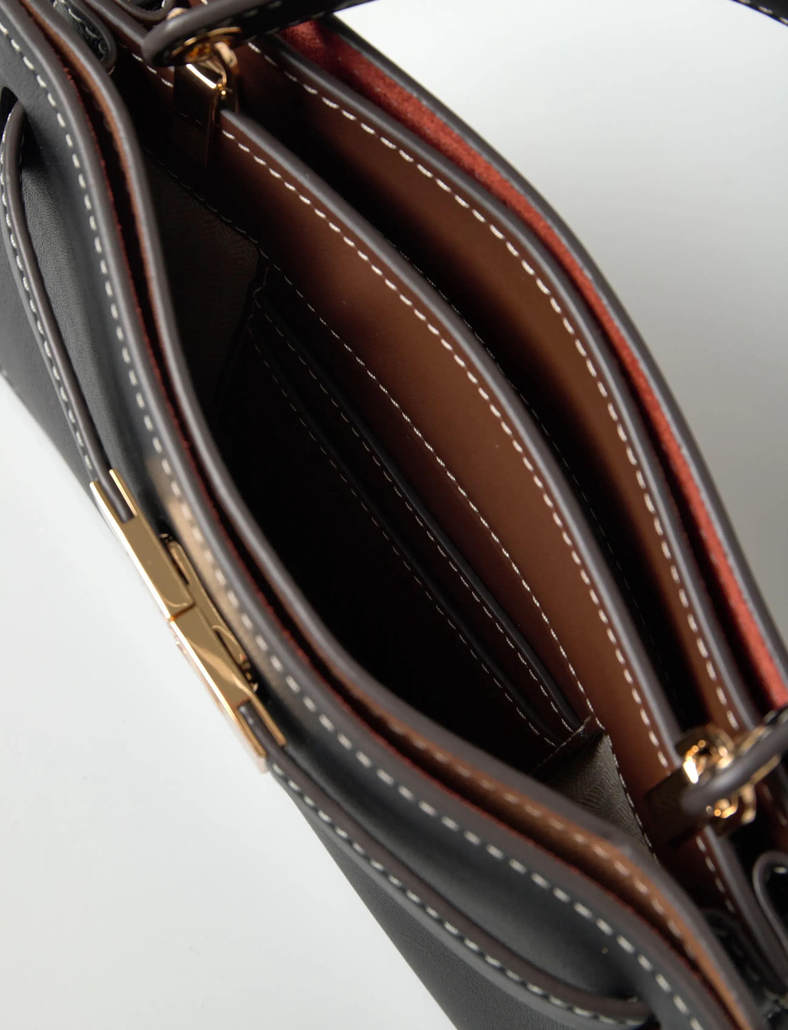 Tory Burch - Lee Radziwill Pebble Mini Top Handle - black - 3
