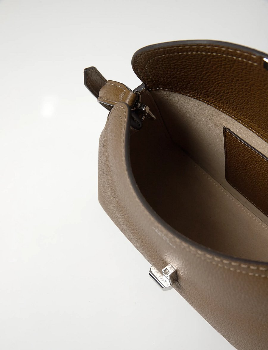 TOTEME - Small T-Lock Smooth-Leather Convertible Clutch - handtaschen - dark taupe - 4