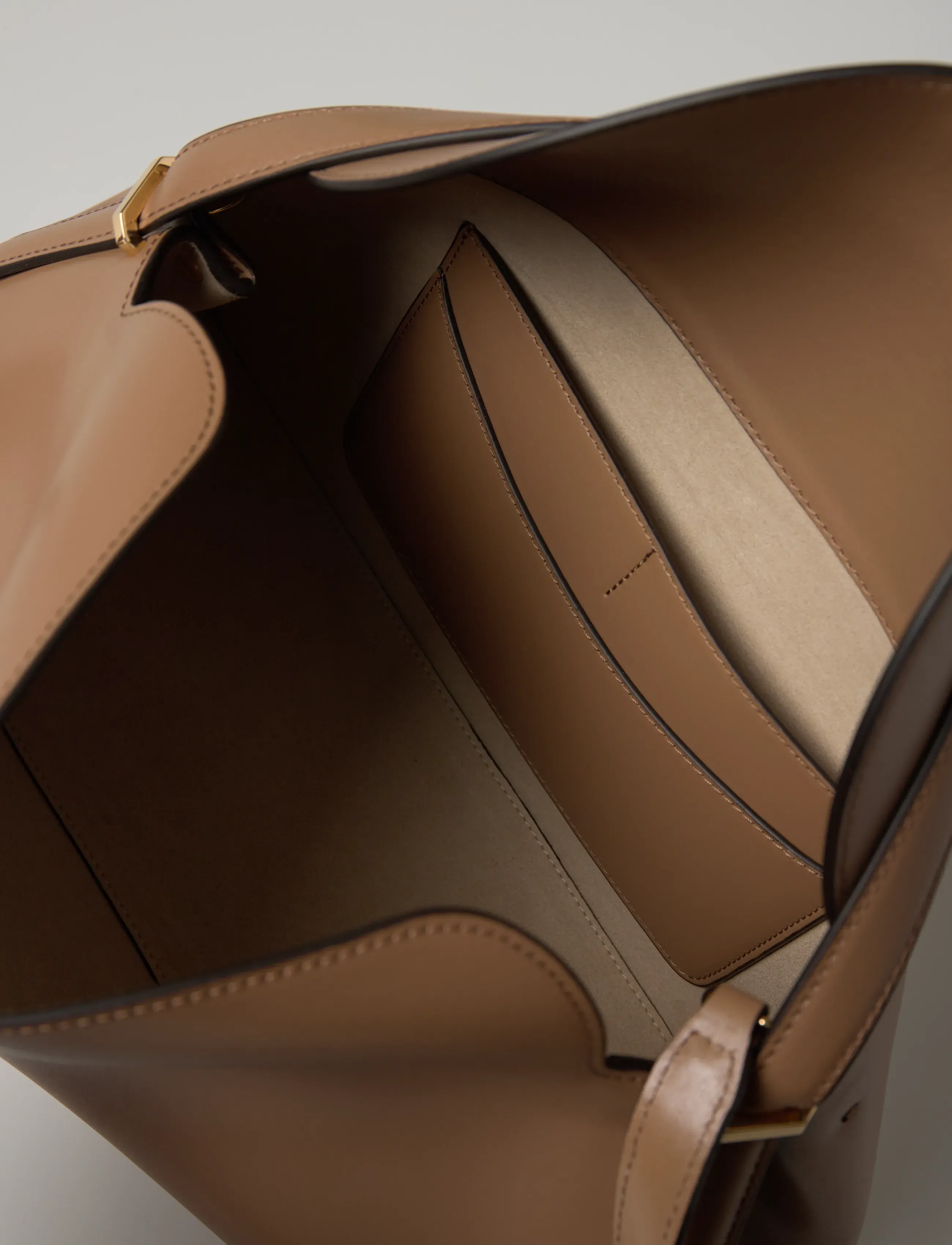 TOTEME - Toteme T-Lock Top-Handle Bag - besondere anlässe - camel - 5